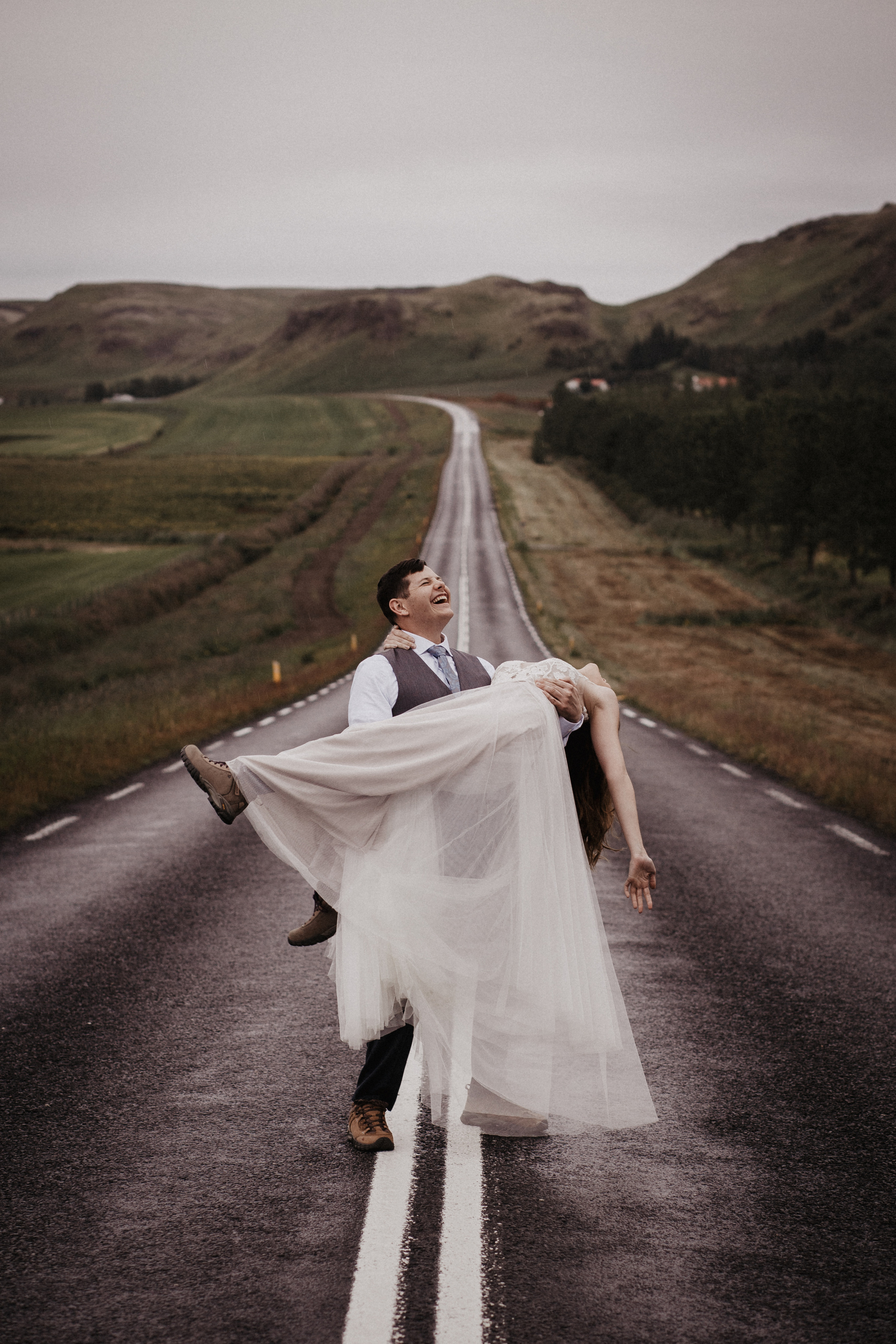 Midnight sun elopement at Haifoss in Iceland. Iceland elopement photographer & videographer