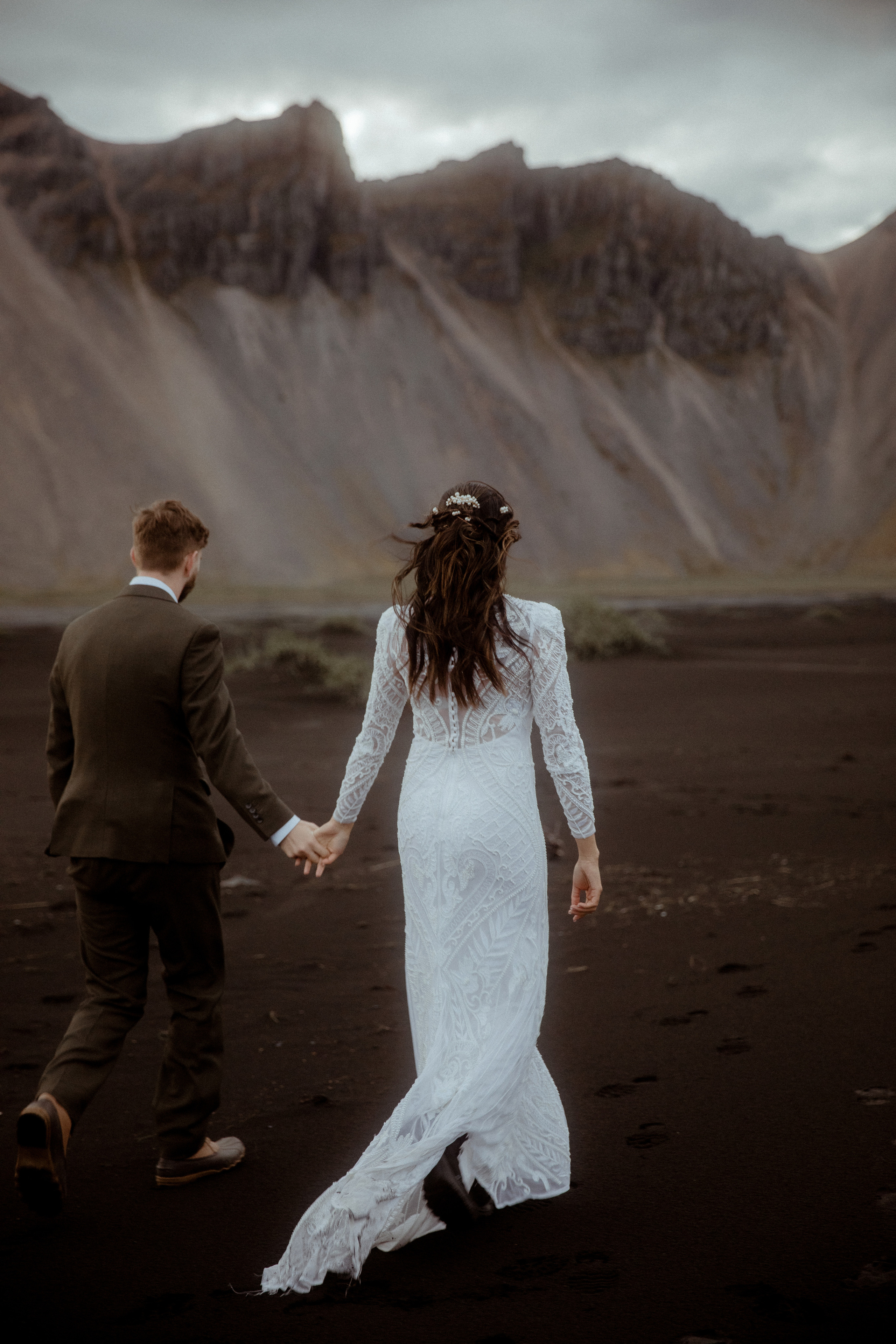 Adventure elopement in Iceland. Iceland elopement photographer & videographer