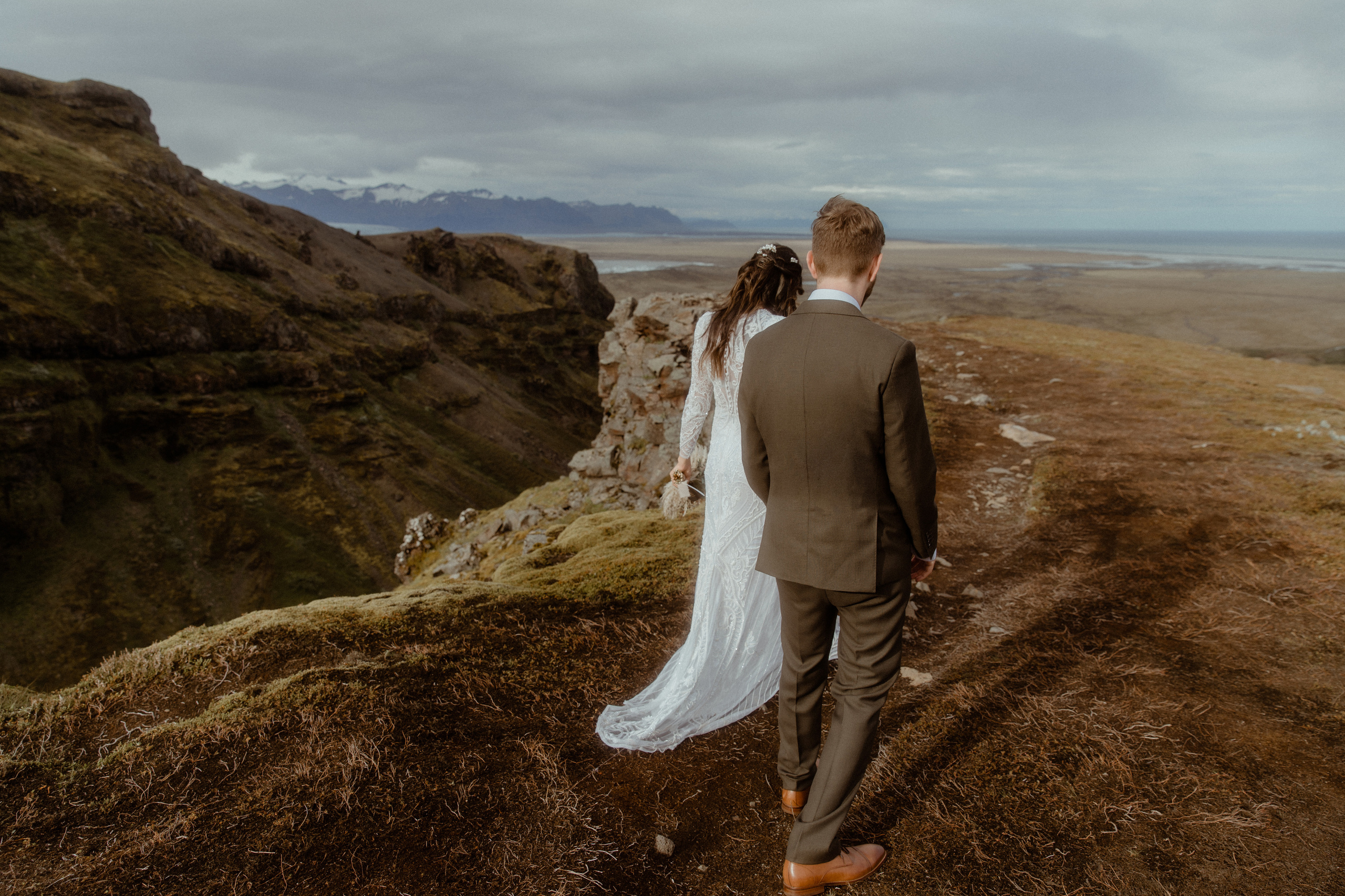 Adventure elopement in Iceland. Iceland elopement photographer & videographer