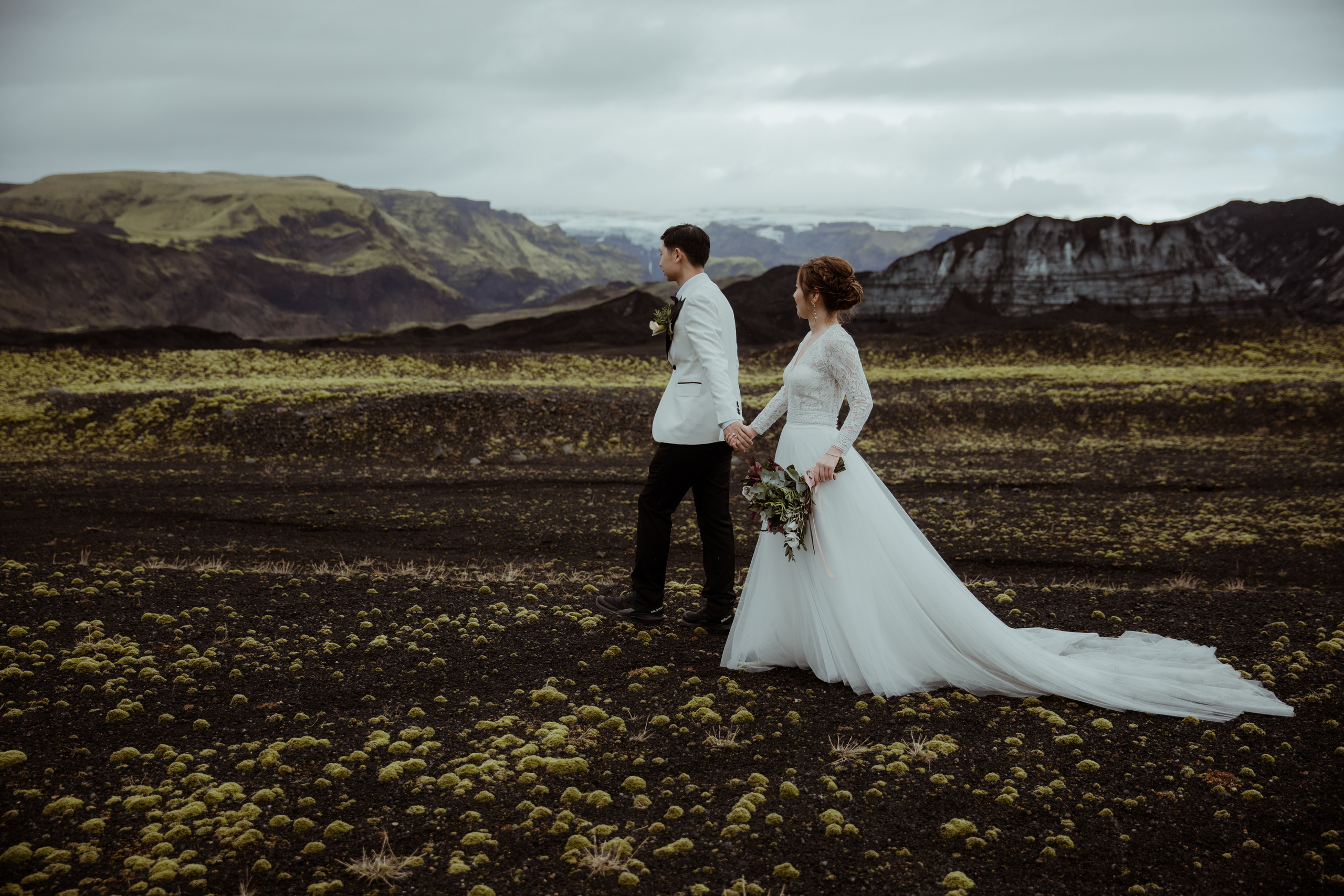 Senping+ Jiarong. Iceland elopement photographer & videographer