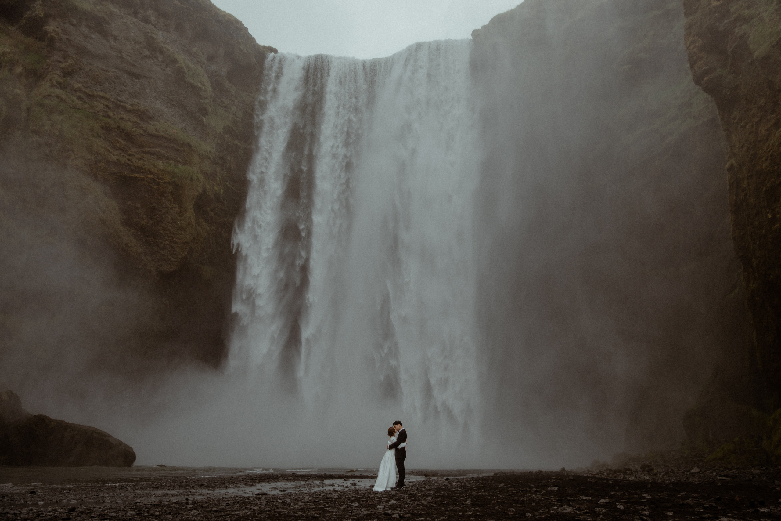 Senping+ Jiarong. Iceland elopement photographer & videographer