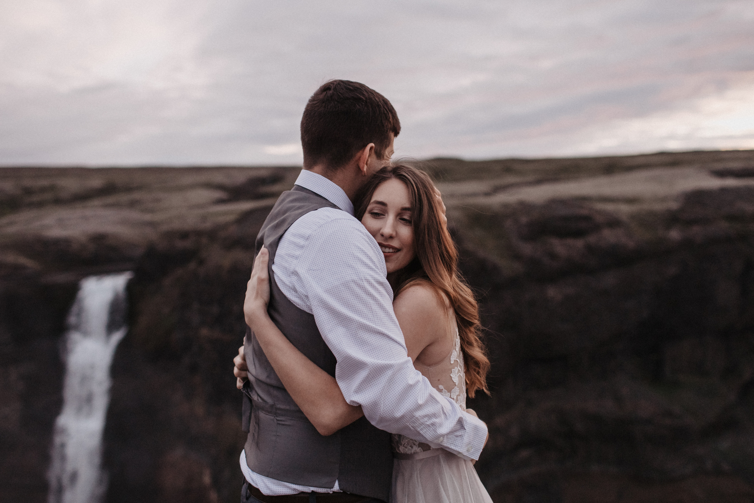 Midnight sun elopement at Haifoss in Iceland. Iceland elopement photographer & videographer