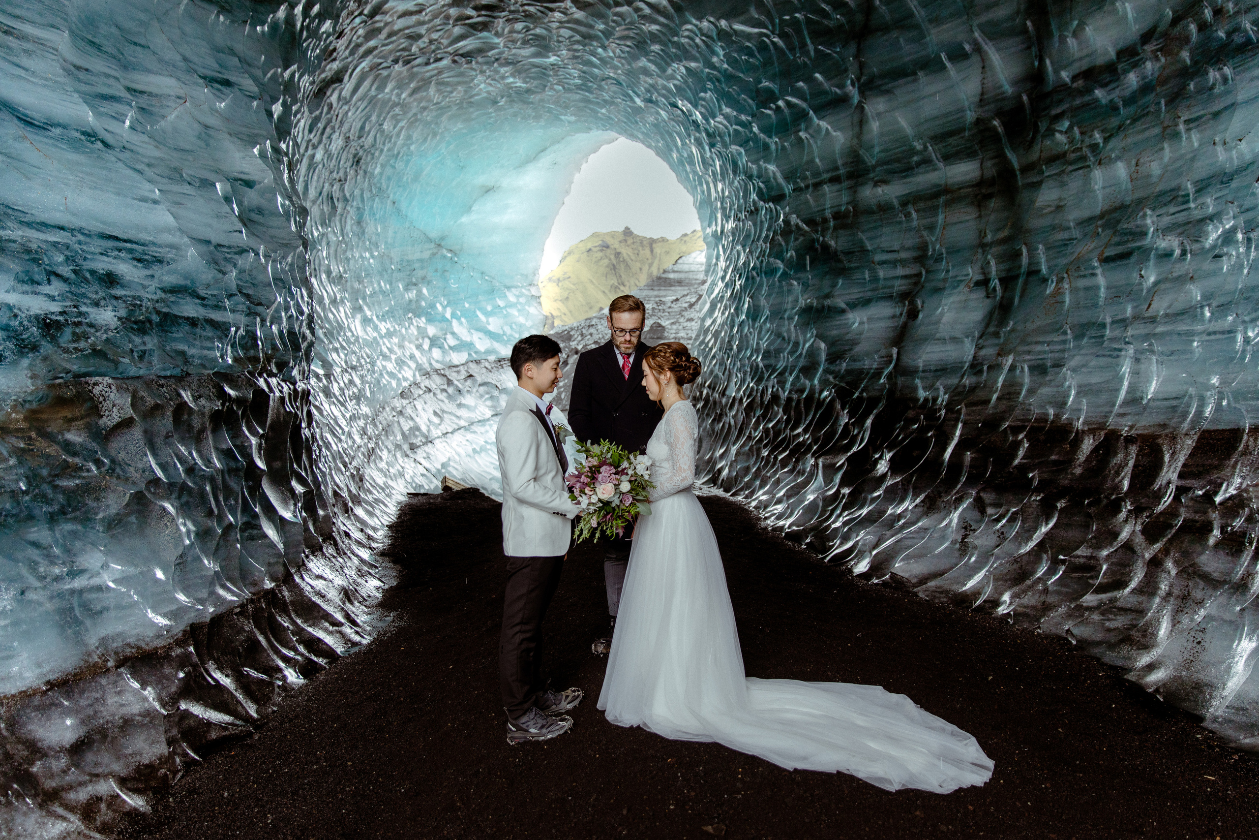 Senping+ Jiarong. Iceland elopement photographer & videographer