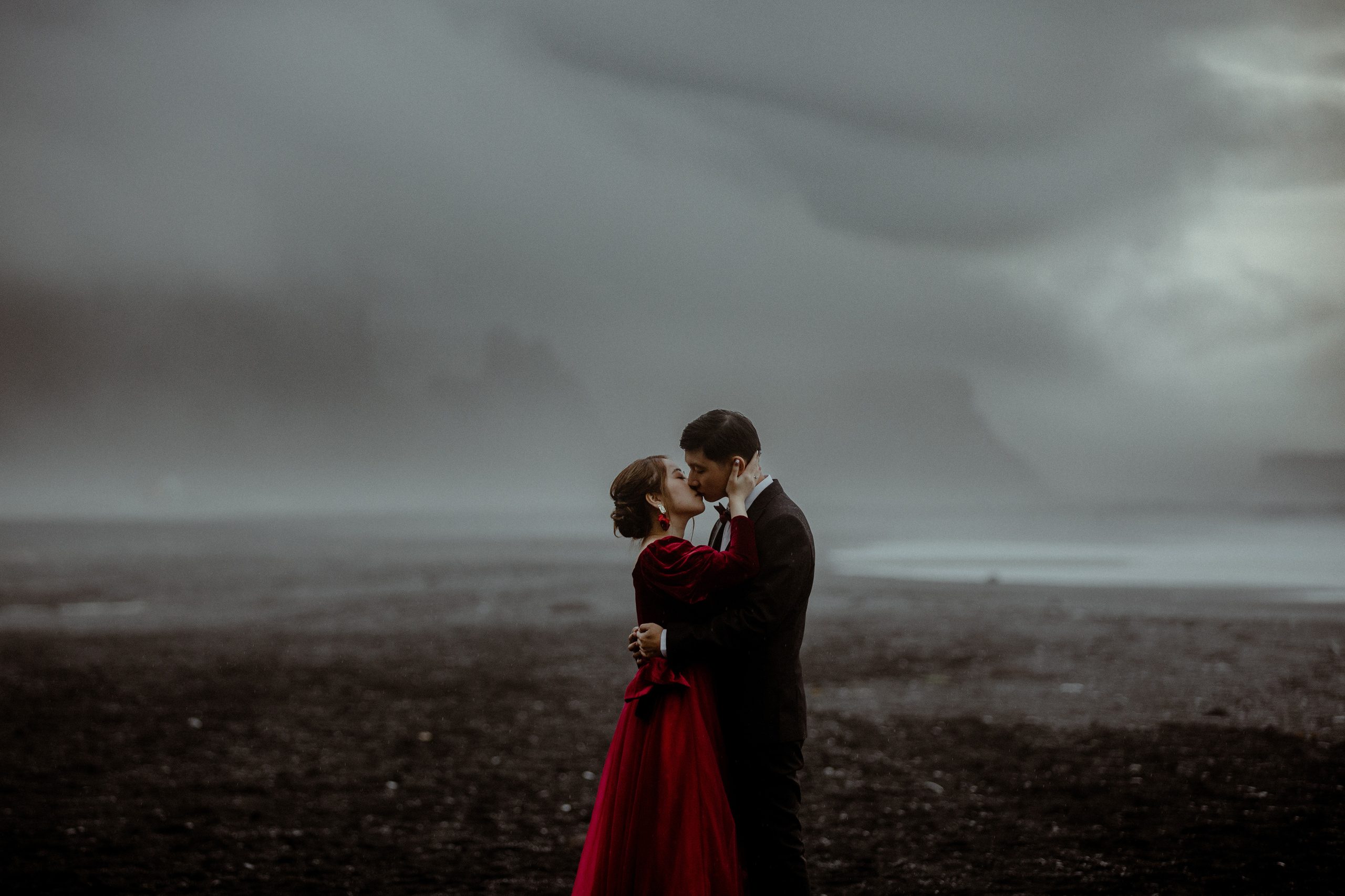 Senping+ Jiarong. Iceland elopement photographer & videographer