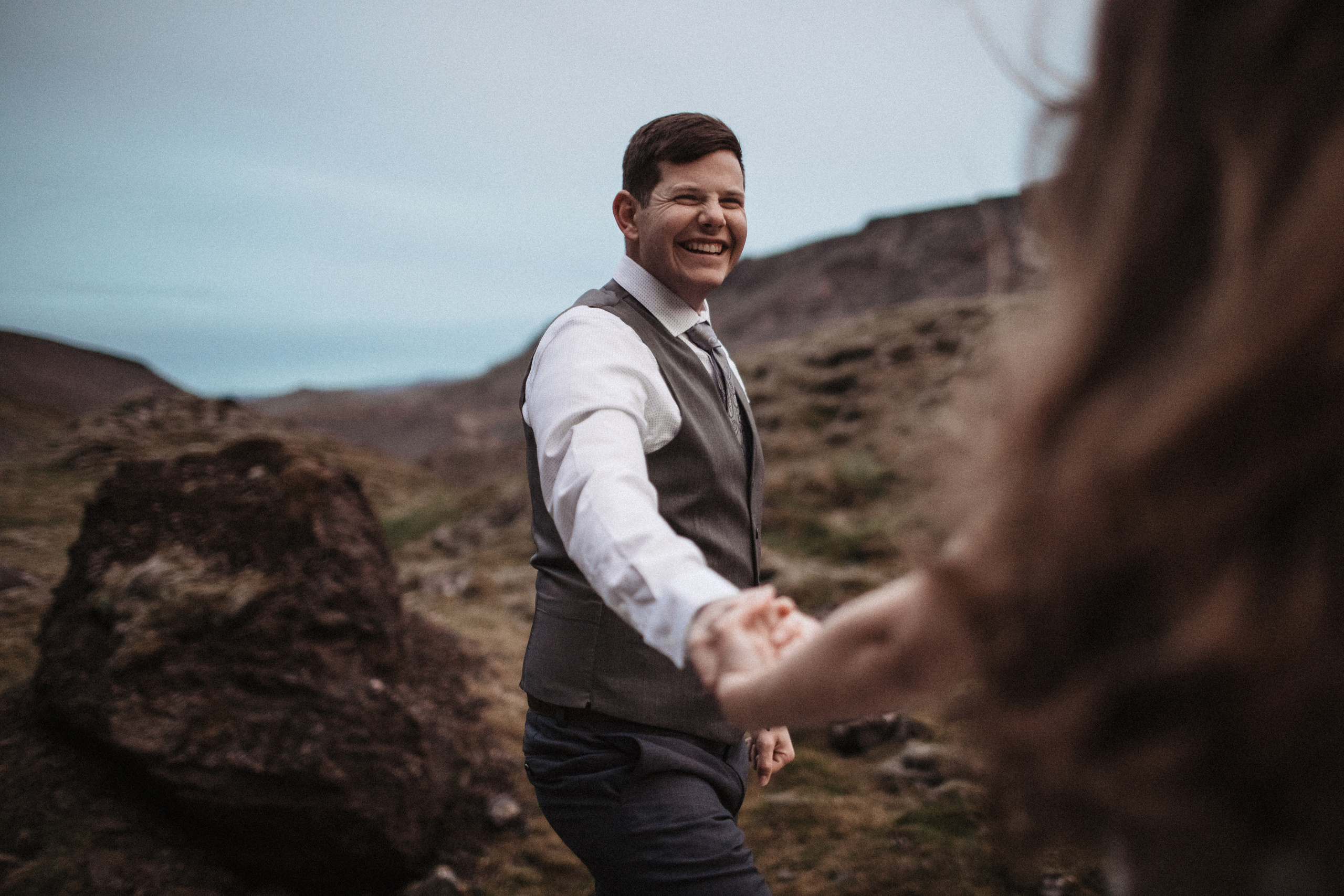 Midnight sun elopement at Haifoss in Iceland. Iceland elopement photographer & videographer
