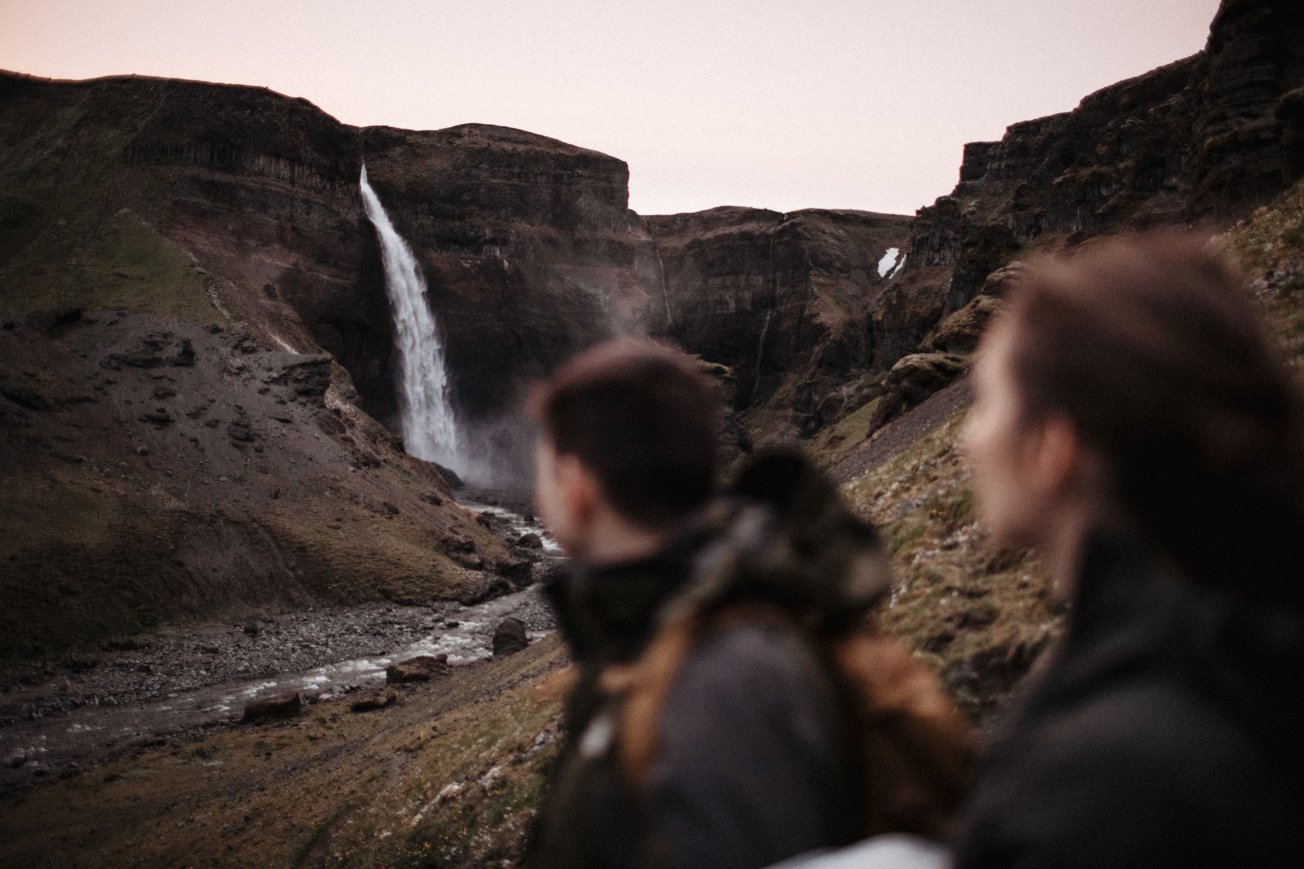 Midnight sun elopement at Haifoss in Iceland. Iceland elopement photographer & videographer