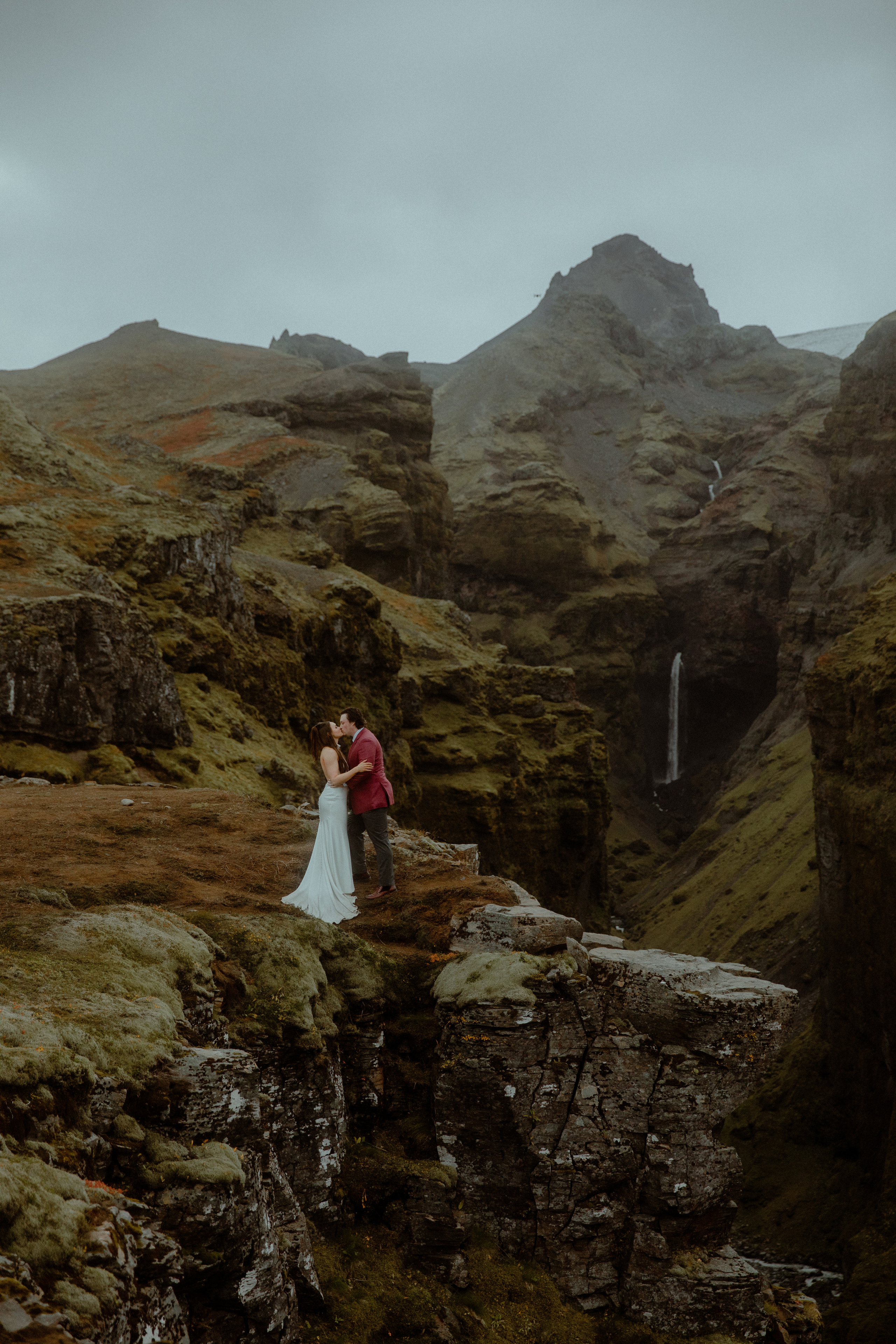 Brian+Lauren. Iceland elopement photographer & videographer