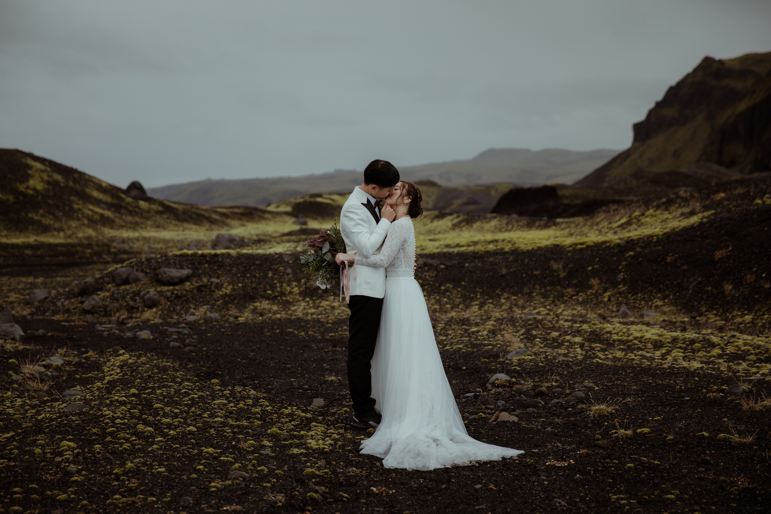 Senping+ Jiarong. Iceland elopement photographer & videographer