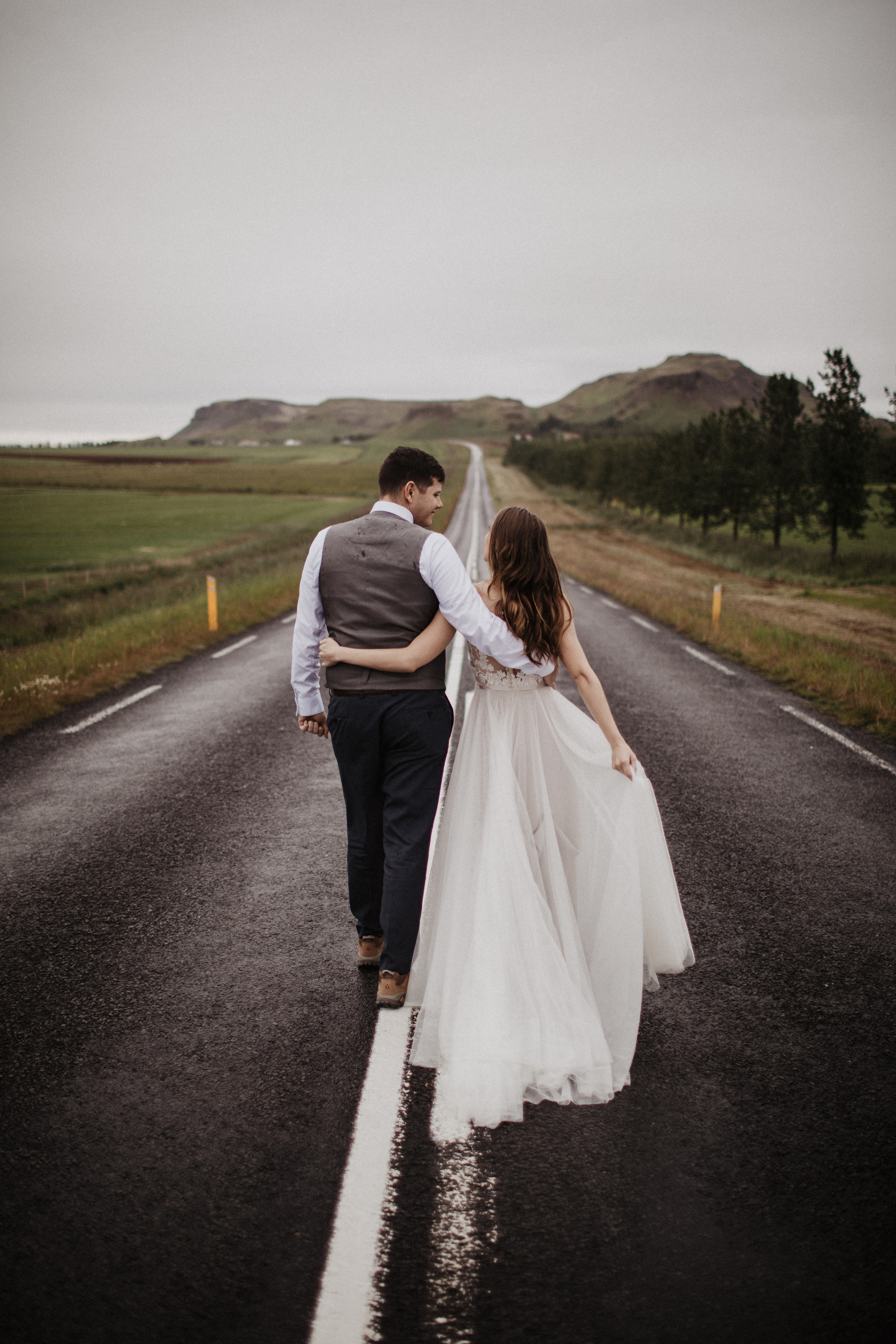 Midnight sun elopement at Haifoss in Iceland. Iceland elopement photographer & videographer