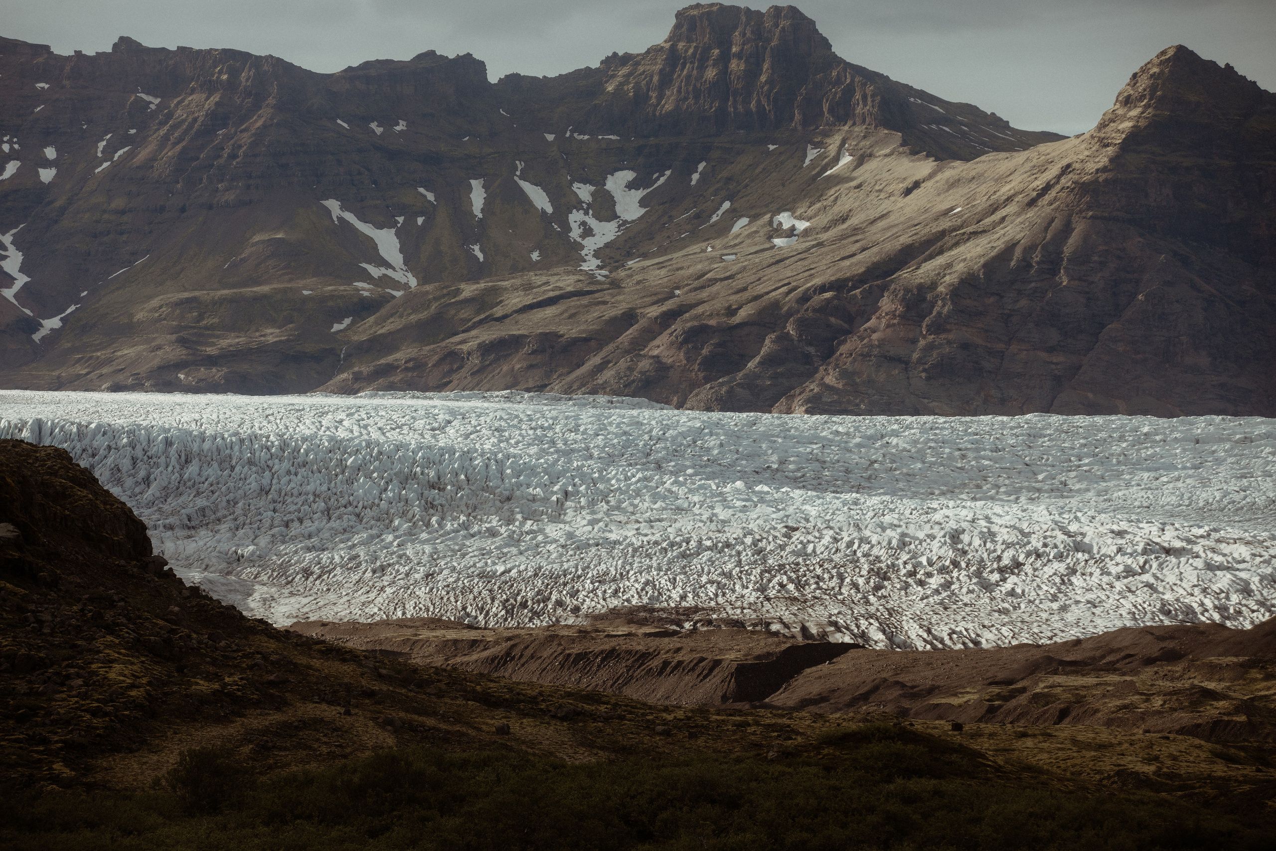 Adventure elopement in Iceland. Iceland elopement photographer & videographer