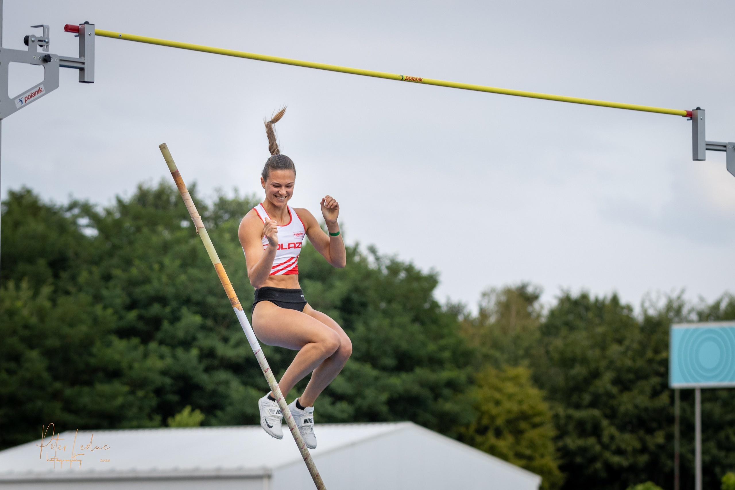 Nacht van de Atletiek. Peter Leduc is een passionele hobbyfotograaf uit België, gespecialiseerd in creatieve fotografie, visuele verhalen en unieke fotoprojecten