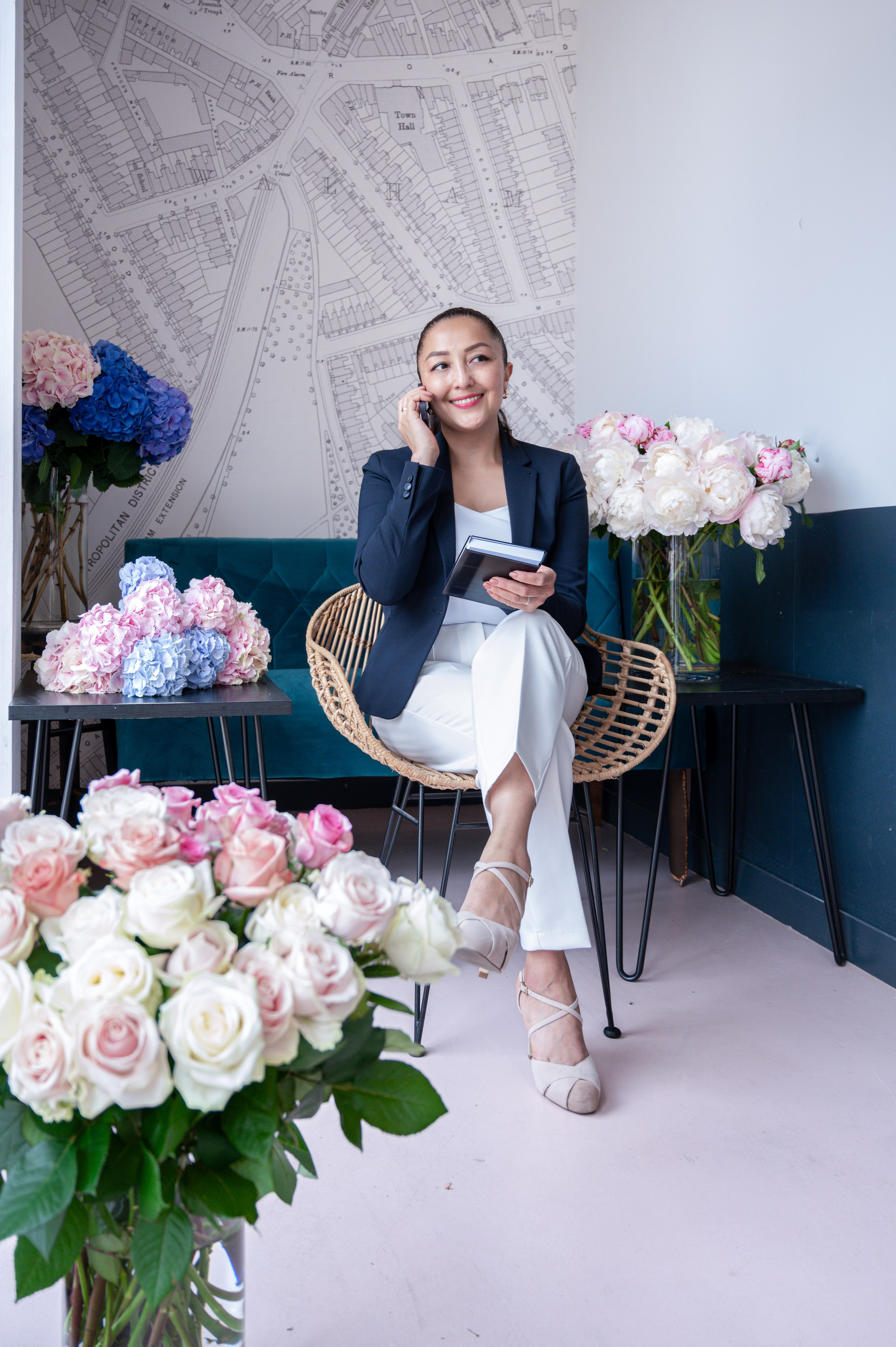 Family and event photographer in London Aigerim Qali