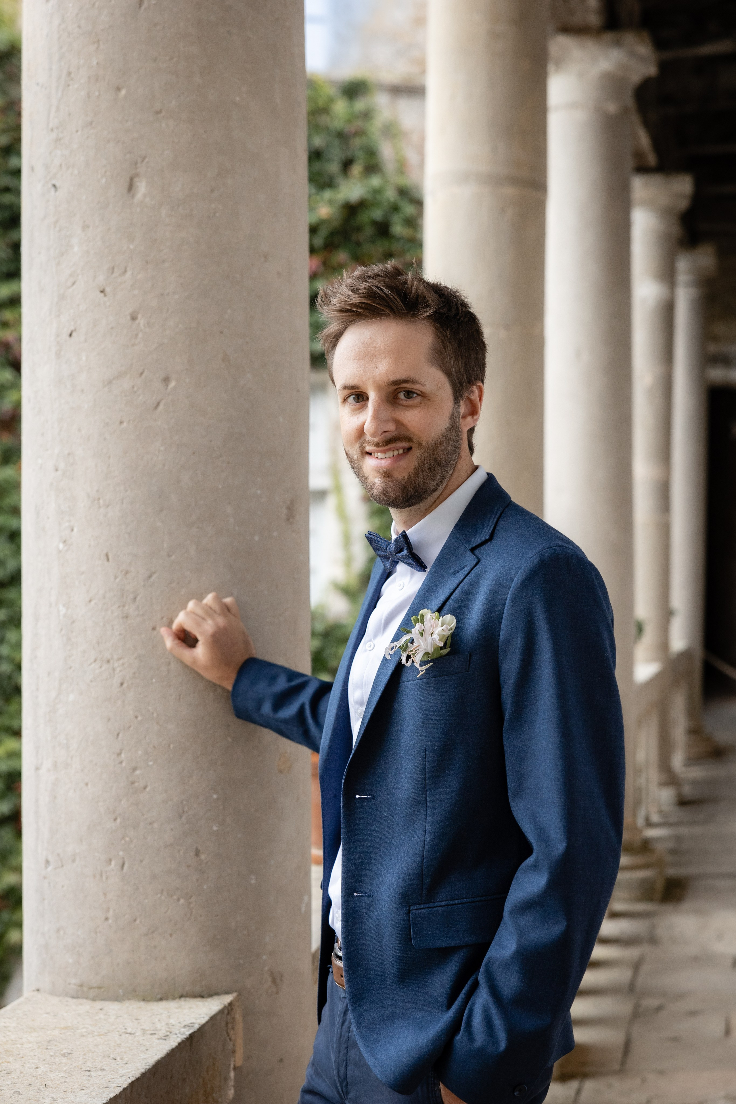 French Chateau Wedding. Elopement at Château de Cénevières. Eugénie Smirnova — your photographer in Toulouse and southwest France