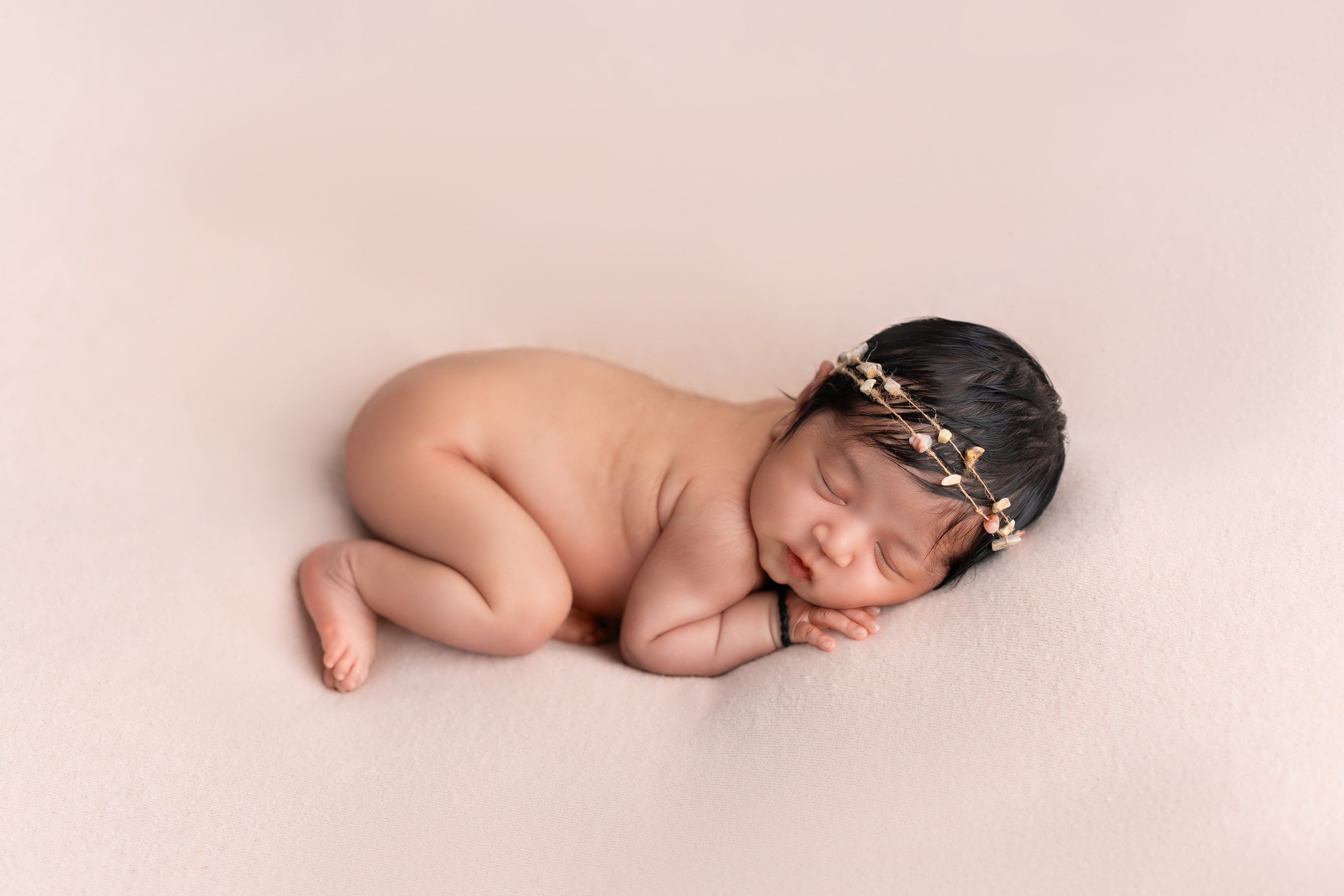 Фотограф новорожденных Юлия Гаст