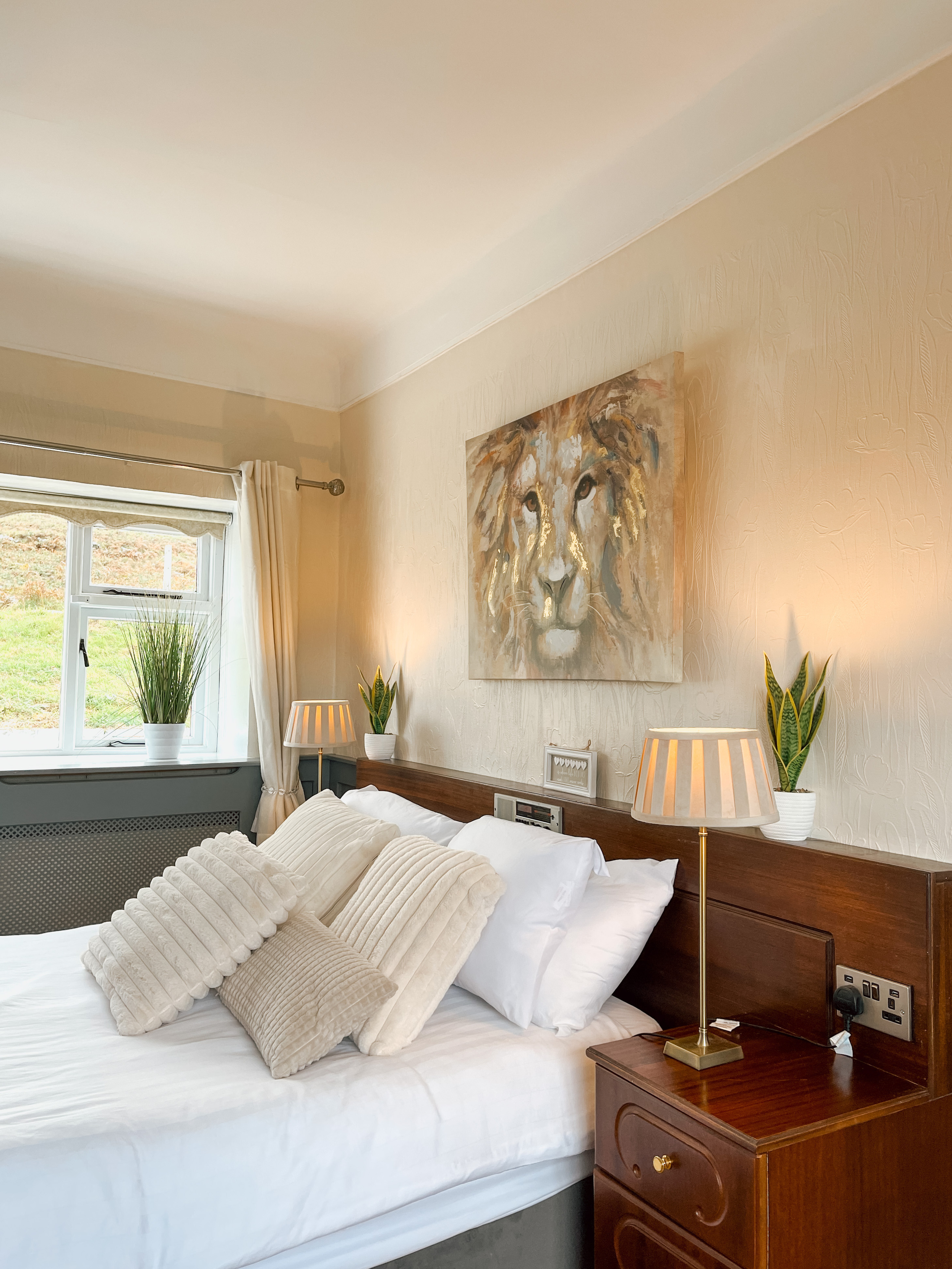 Luxury Accommodations. Create with Twila