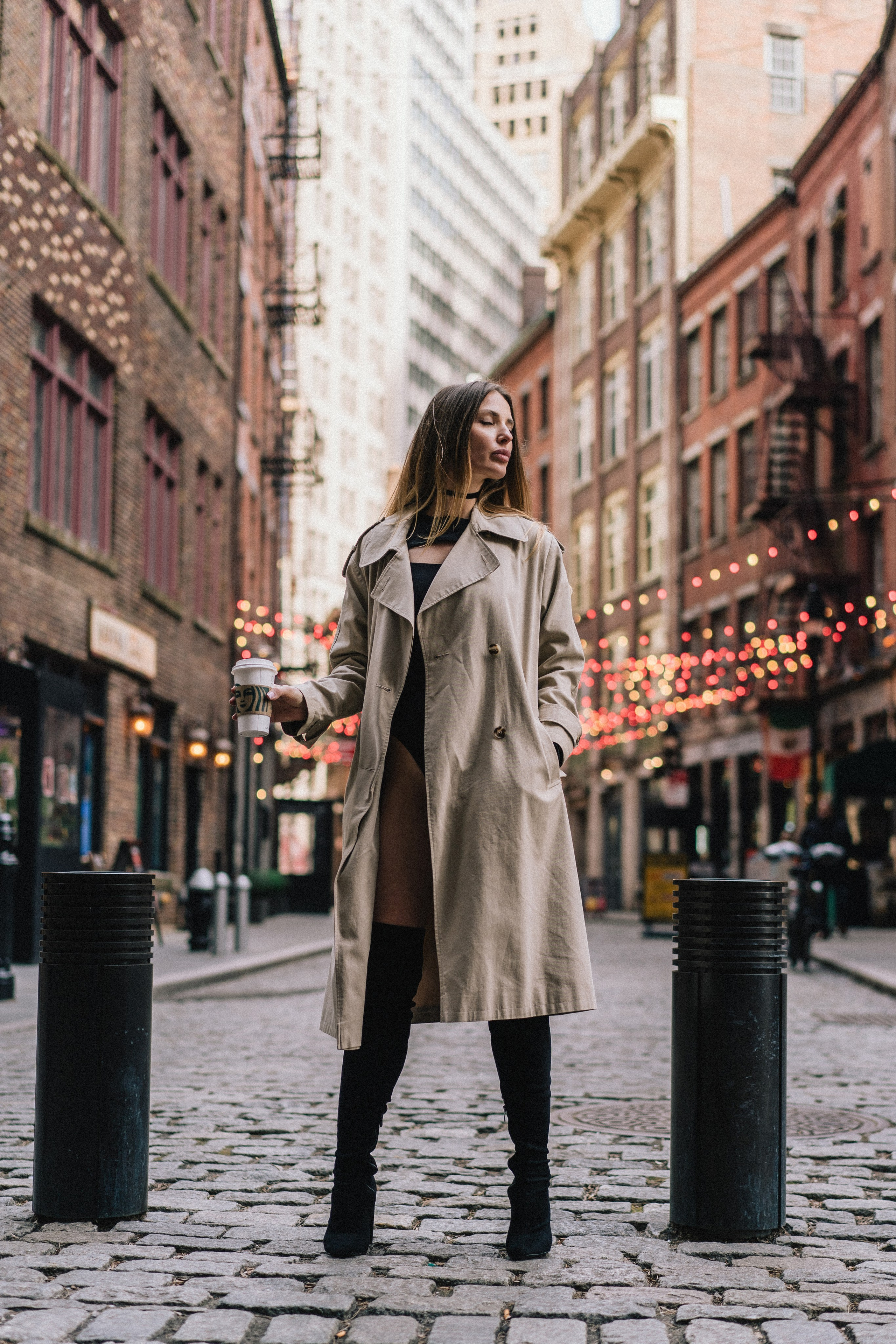 NYC Financial District Portrait Photography | Classic & Modern Portrait Sessions. Videographer and photographer in New York // MAKAROV.VIDEO