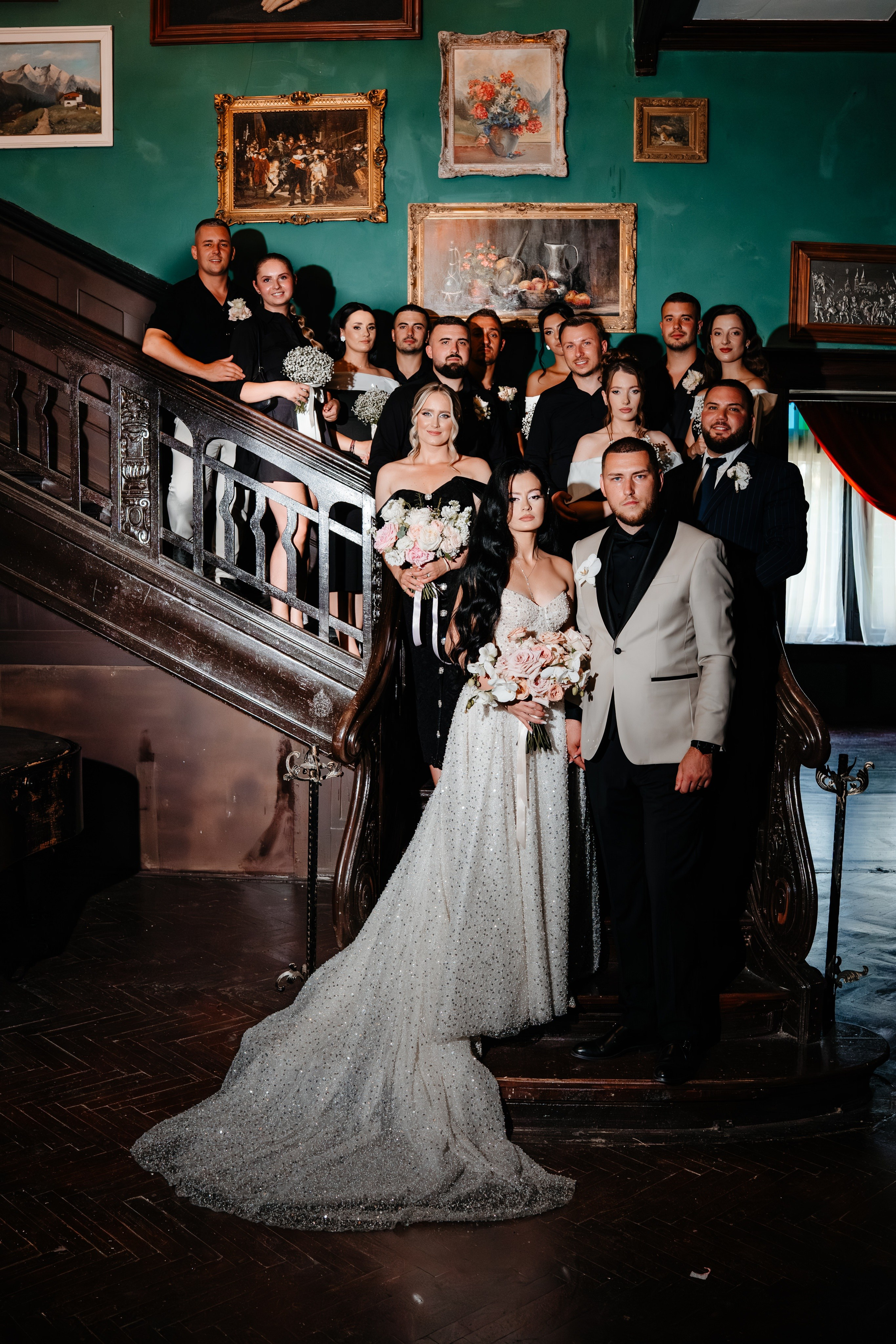 Catalina & Remus. Raw Studio. Fotograful tau de nunta!