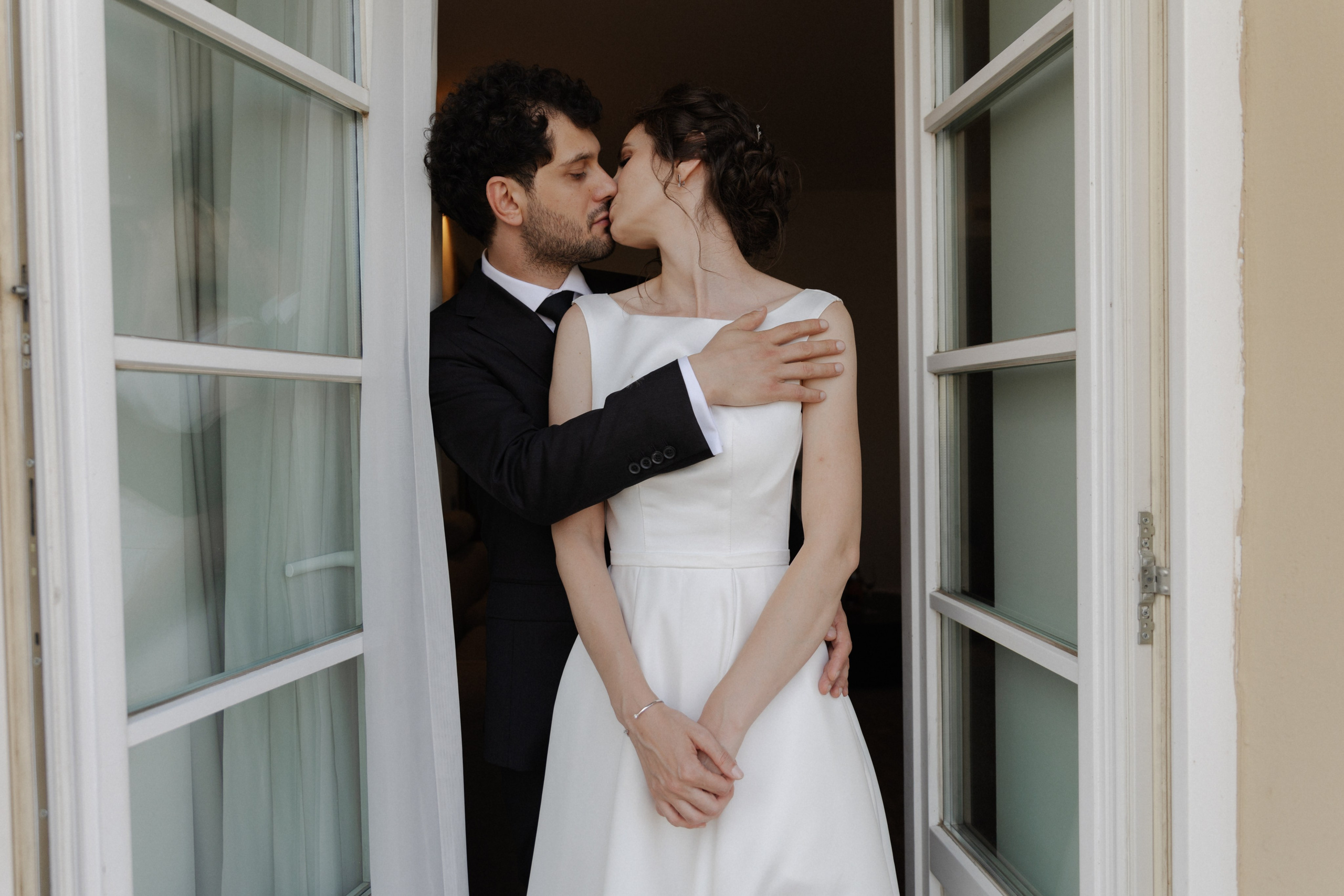George & Alina | Wedding at Hotel Timisoara. Wedding photographer and videographer based in Timisoara, Romania