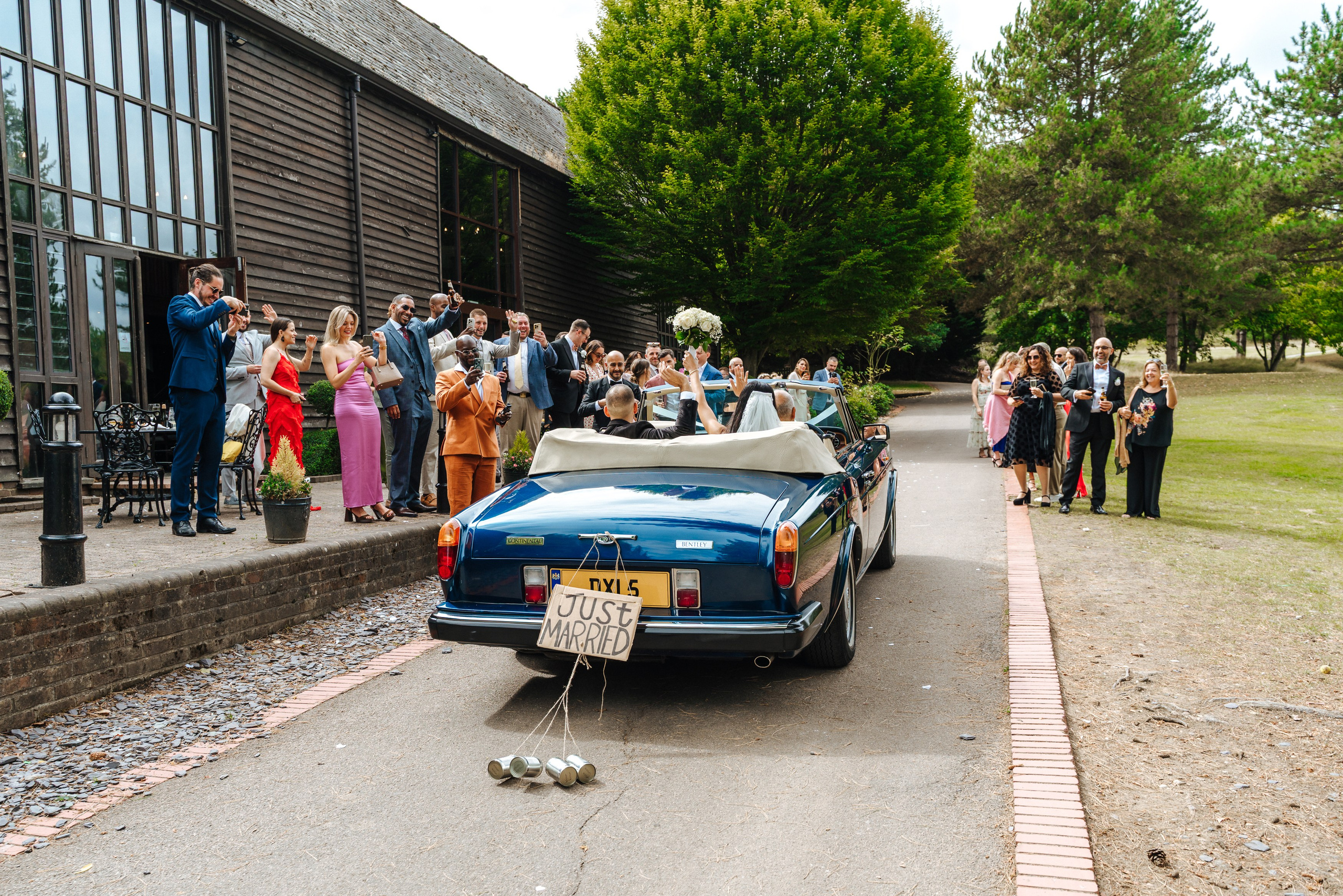 Wedding at Essendon Country Club. Photographer in England Ekaterina Romanova