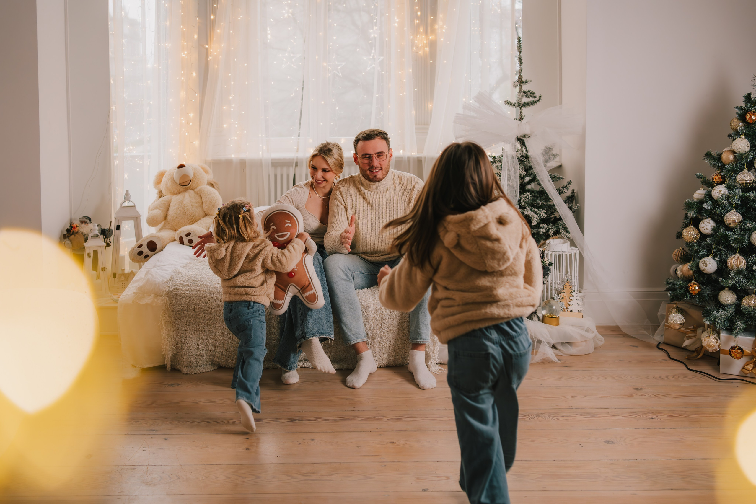 Minimalistyczne sesje świąteczne. Fotograf ślubny & lifestyle Gdańsk, Karolina Baczewska