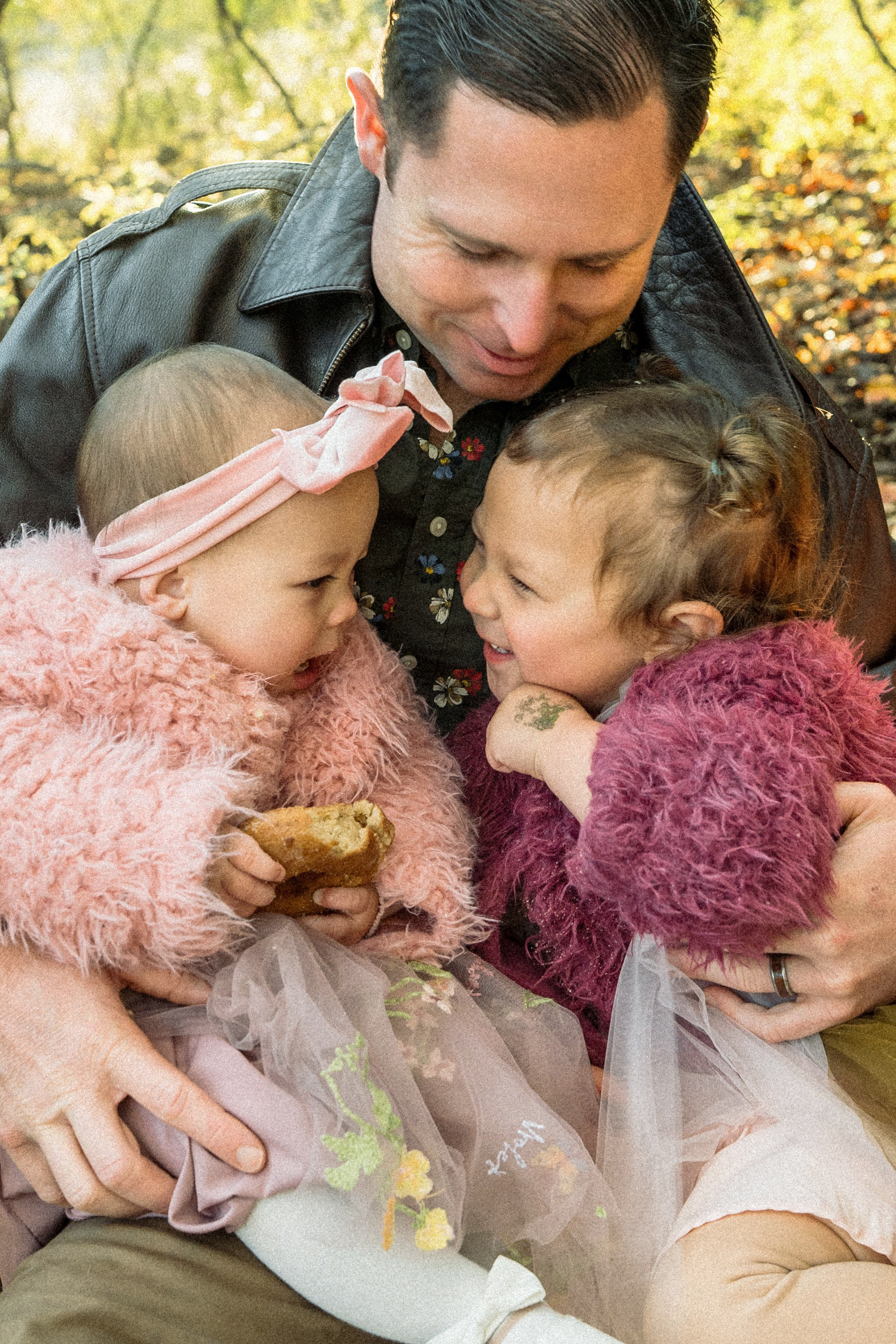 Clint, Christine, Etta, Leighton, Elodie. Sunrise. Alisa Tant — Family and newborn photographer Bucks County, Montgomery county, Philadelphia, NJ