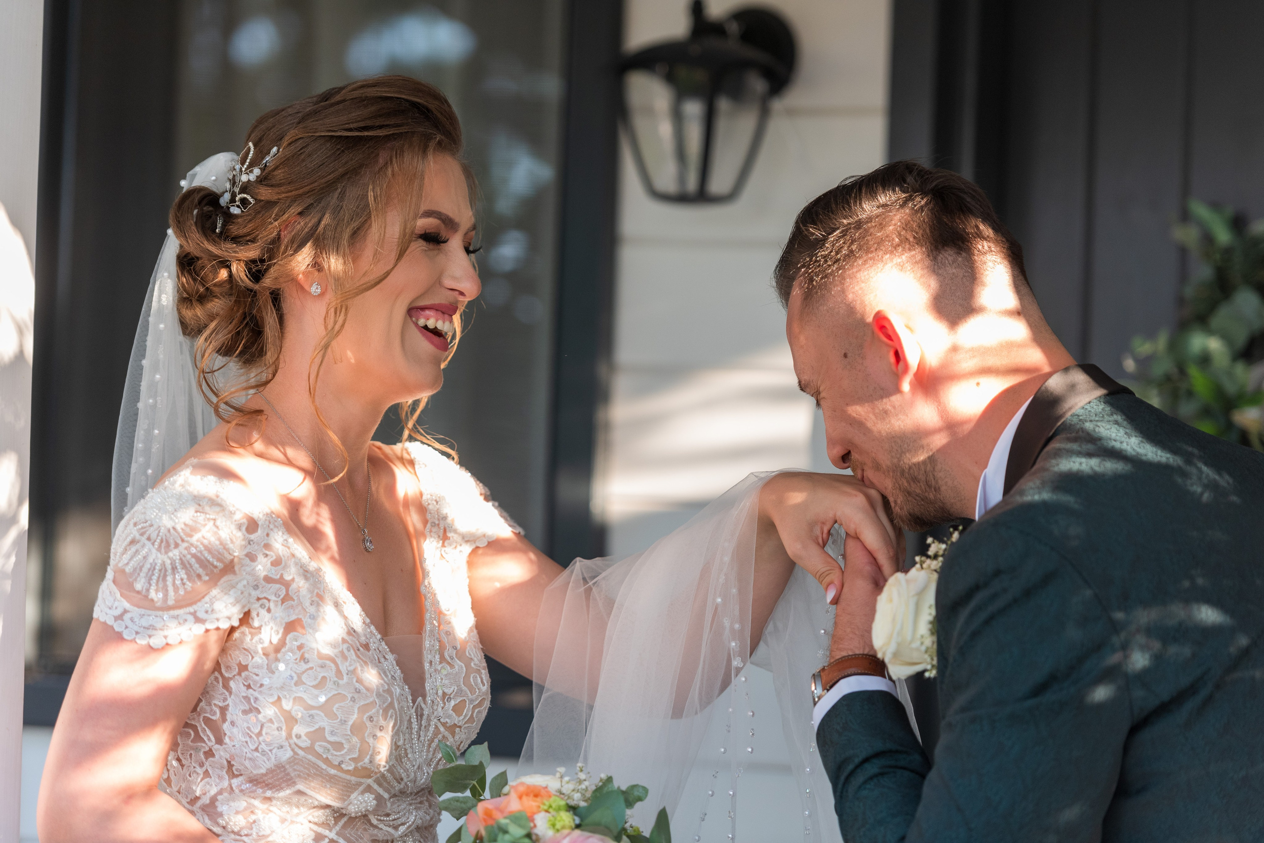 Locație de nuntă, fotograf nuntă, fotograf eveniment, fotograf ceremonie, fotograf petrecere, fotograf mireasă, fotograf mire, decor nunta, fotograf atmosferă, fotograf romantic, fotograf lux, fotograf elegant, fotografii unice, fotografii memorabile, fotograf România, fotograf nunta Ciresul Salbatic