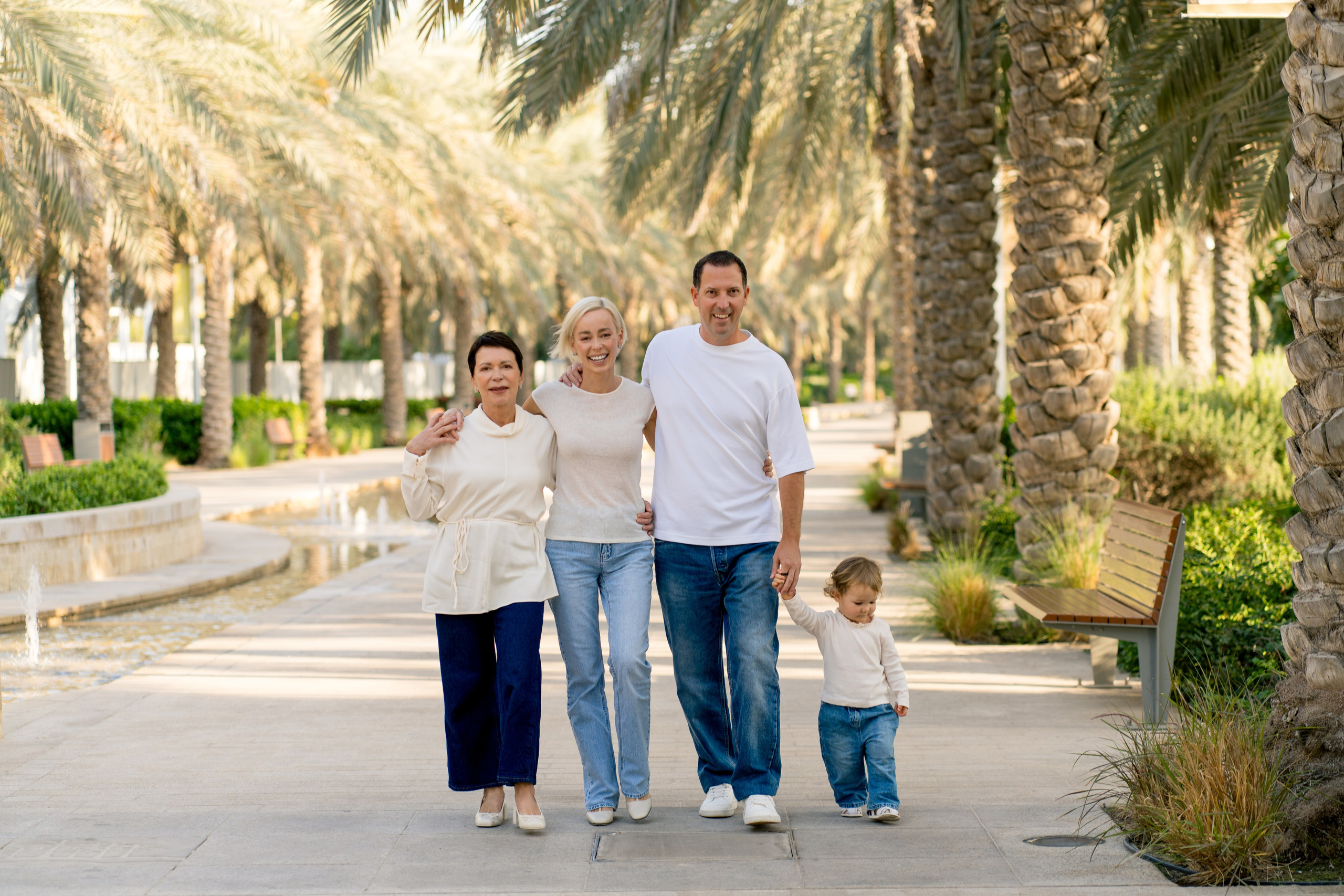 Family photoshoot at Um Al Emarat Park in Abu Dhabi