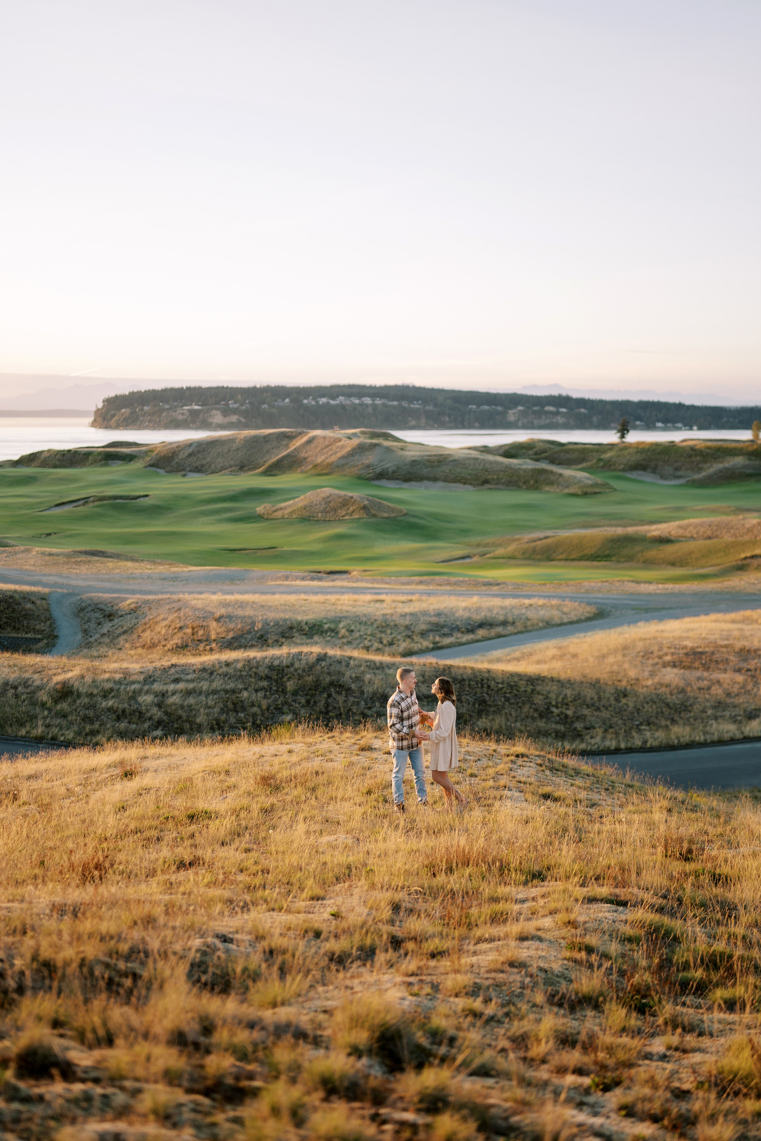A story of incredible love at sunset. September 2024. Tacoma, Chambers Bay Golf Course. EVAN ARISTOV WEDDING PHOTOGRAPHY — Seattle Wedding Photographer