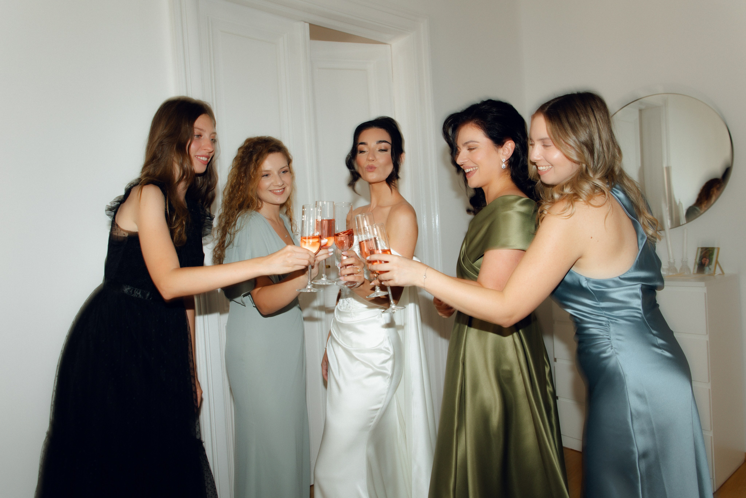 Elegant Castle Wedding in Austria | Alwin & Ruth’s Fairytale Celebration. Wedding photographer and videographer based in Timisoara, Romania