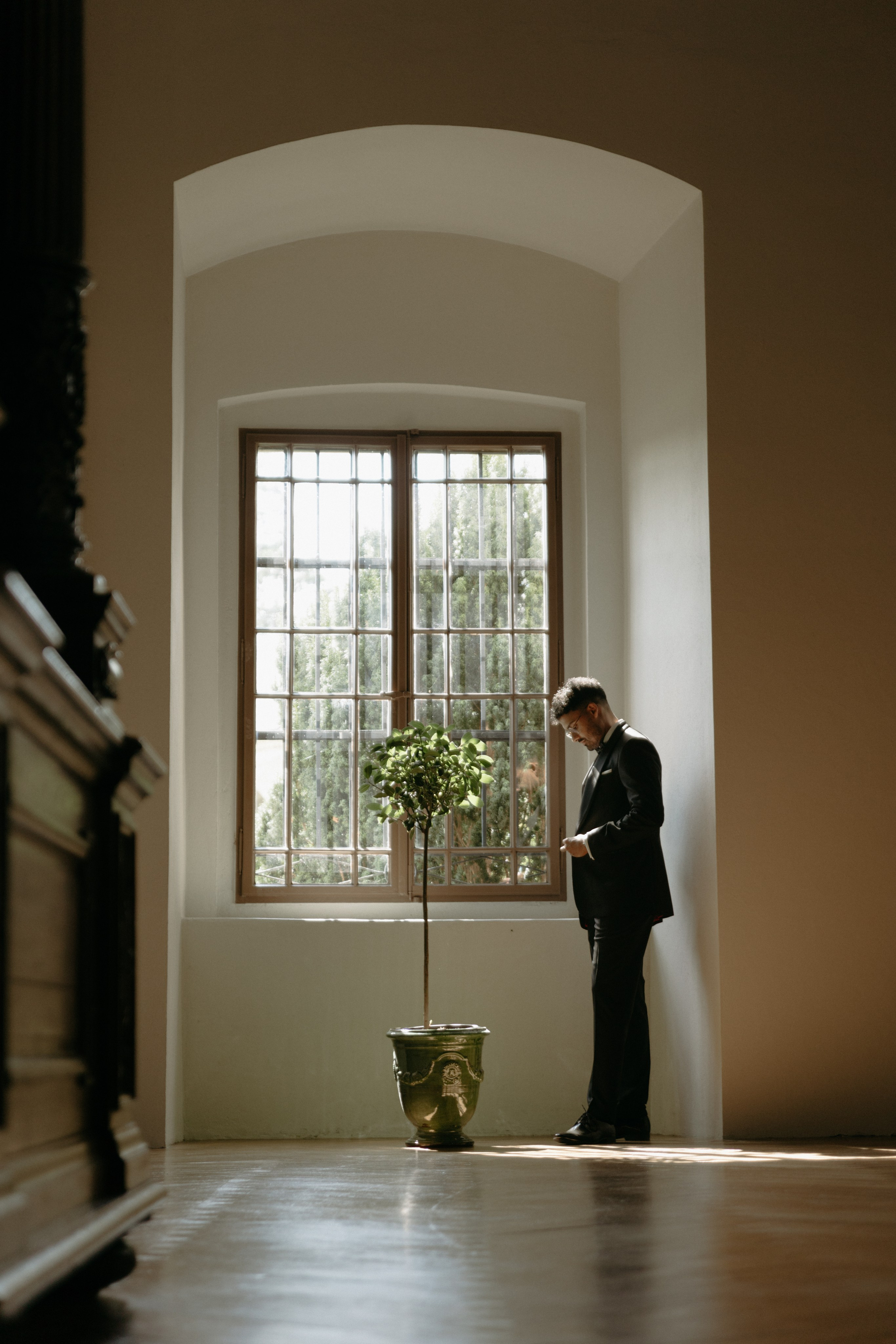 Elegant Castle Wedding in Austria | Alwin & Ruth’s Fairytale Celebration. Wedding photographer and videographer based in Timisoara, Romania