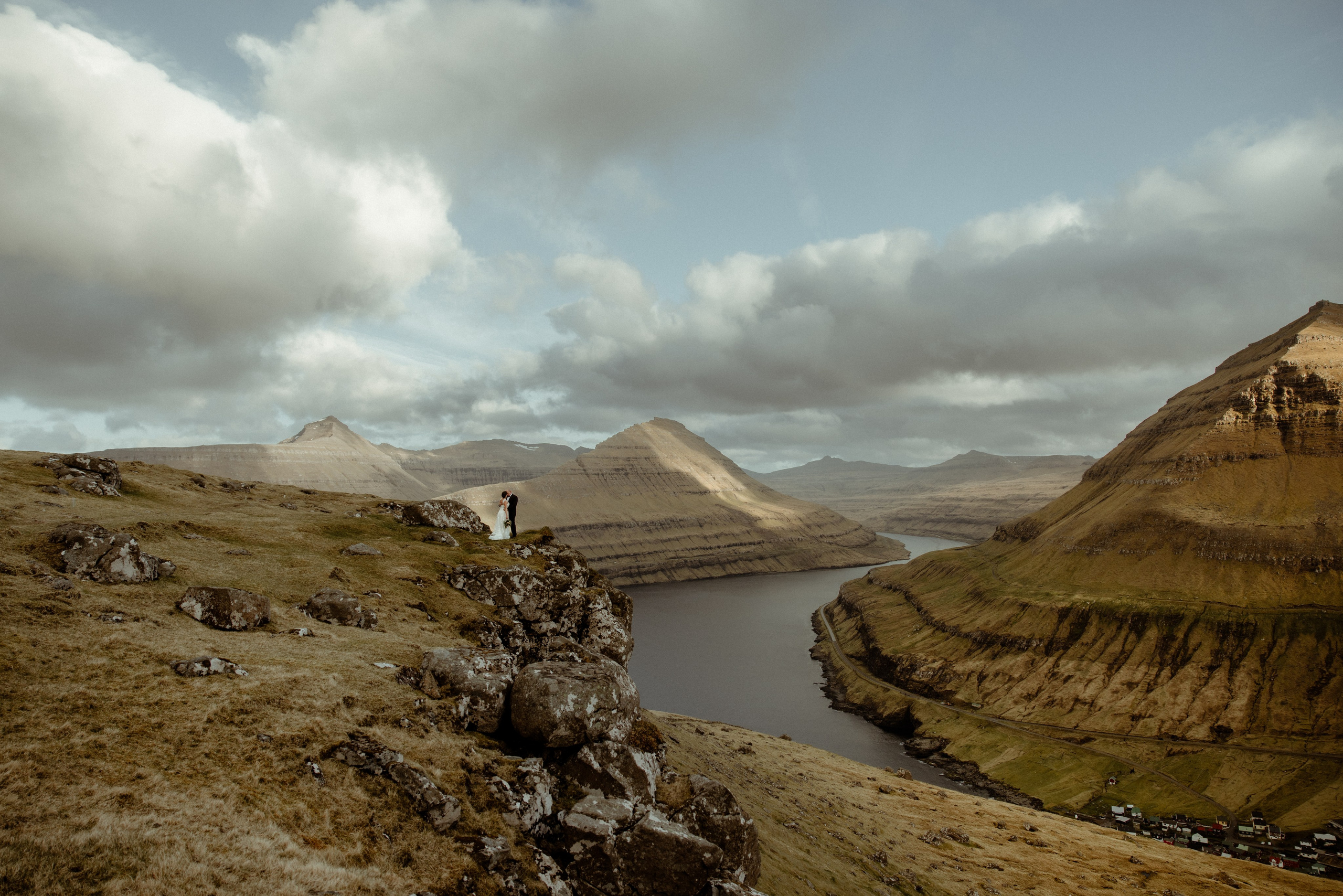 Faroe Islands elopement | Adventure wedding in Faroe Islands. Iceland elopement photographer & videographer