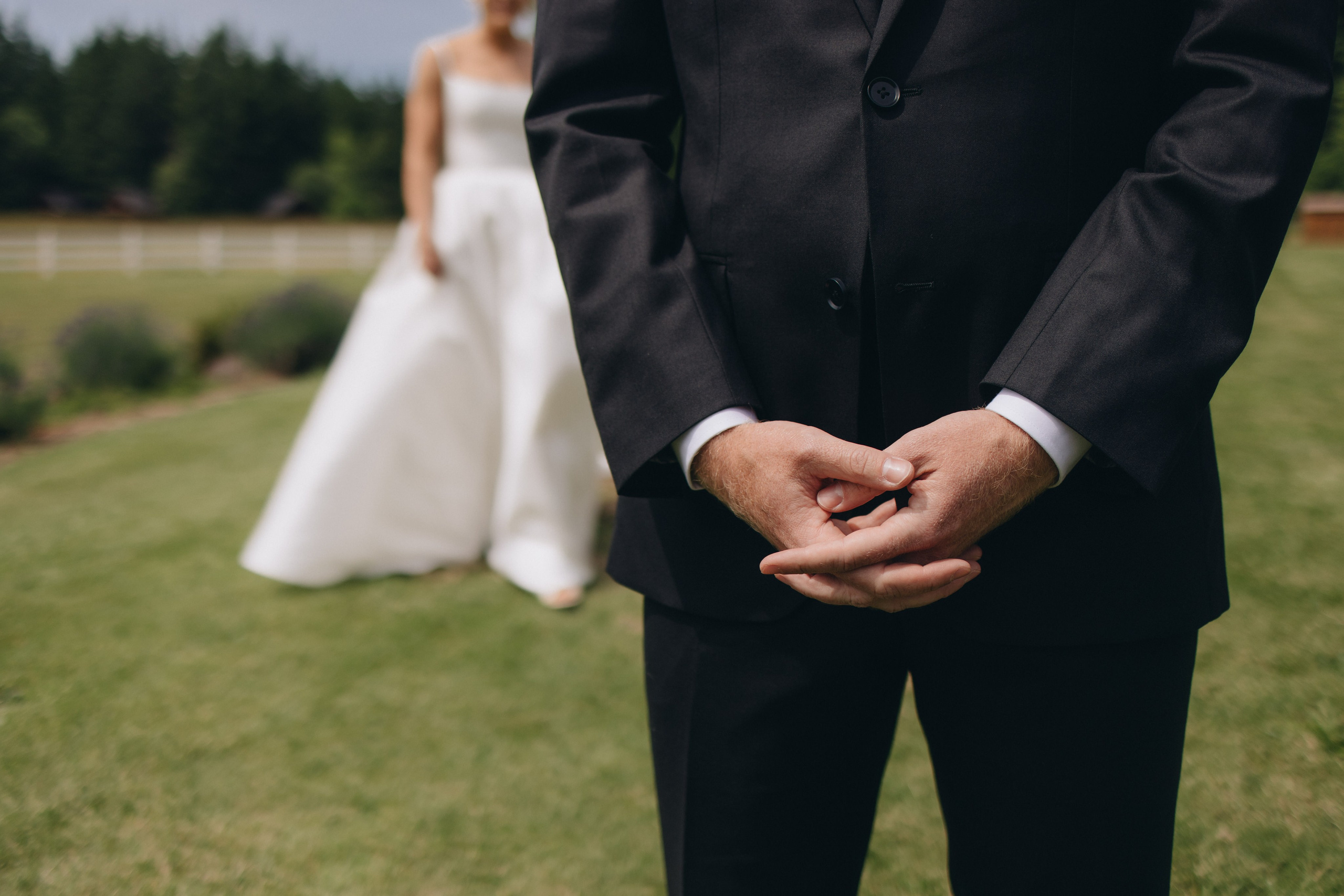 Wedding Shelby & Riley | Columbia River Gorge, WA | Georgy Shishkin Photography Photography. Portland Wedding Photographer | Authentic PNW Love Stories