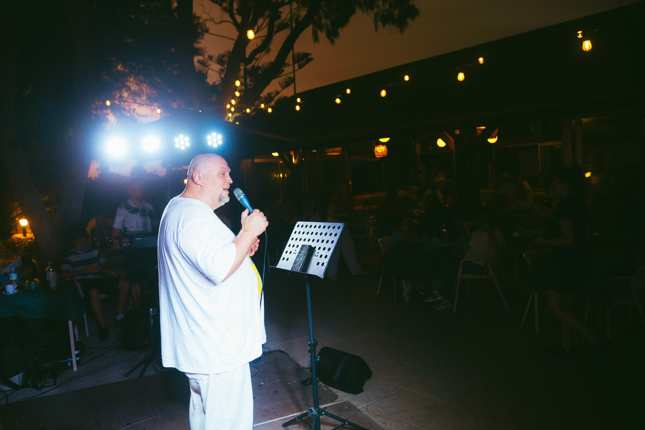 Photo report from a creative evening at the El Bosque Animado restaurant, Torrevieja