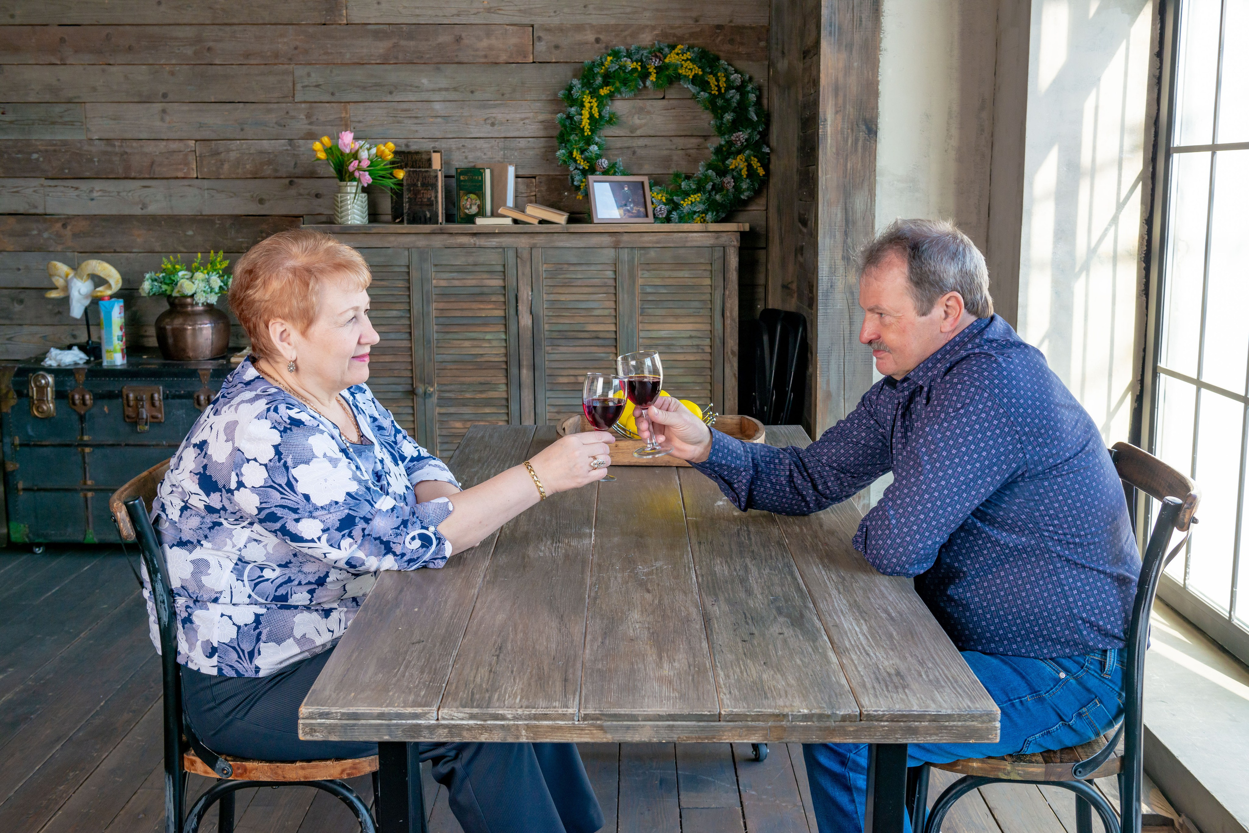 Photosession of a married couple in the studio. FOTÓGRAFO MÉXICO QUINTANA ROO