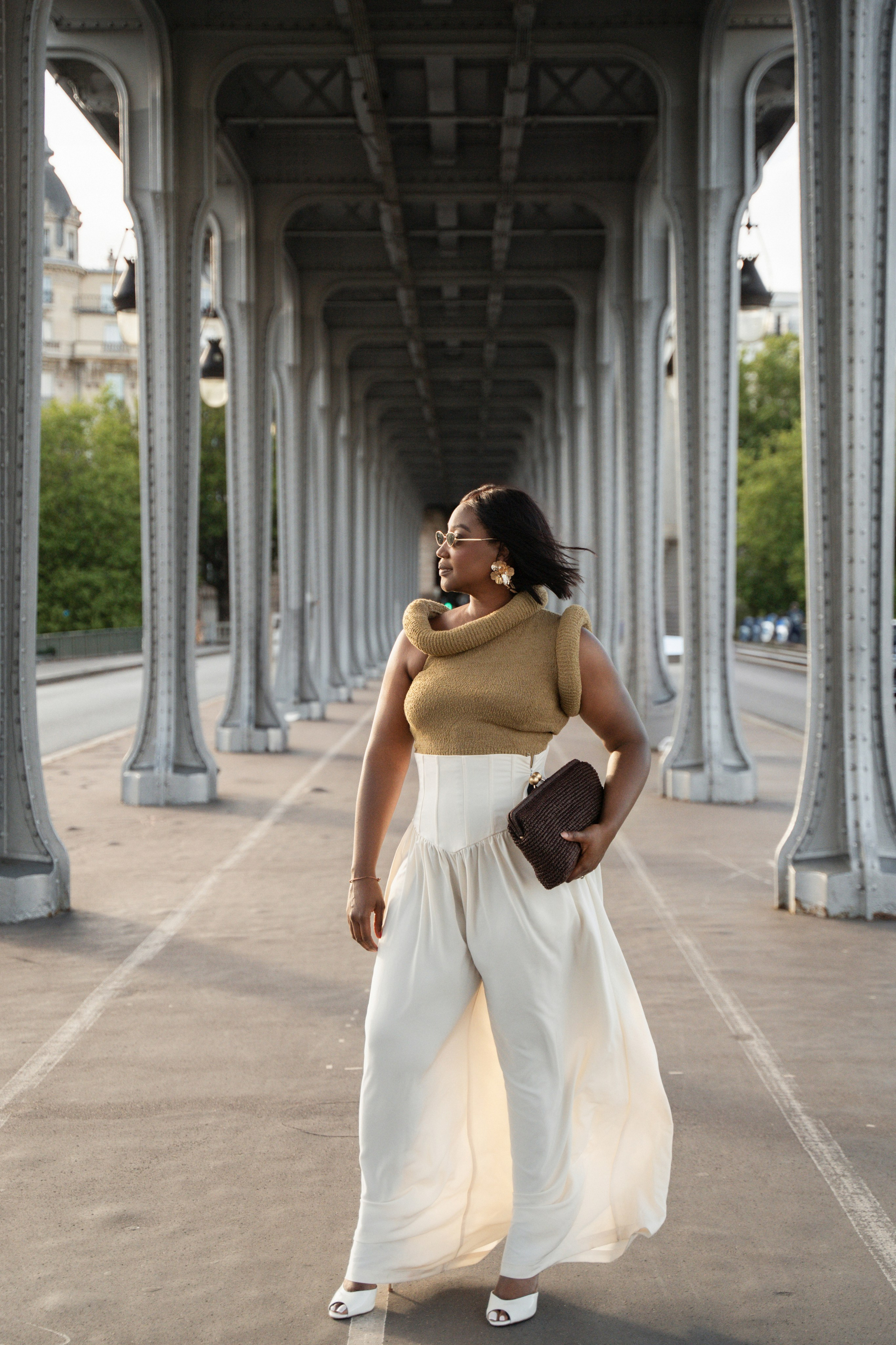 Content shooting. Photographer in Paris Yulia Shkadina | Couples, engagement, pre-wedding, individual photo-shoots in Paris at the best locations