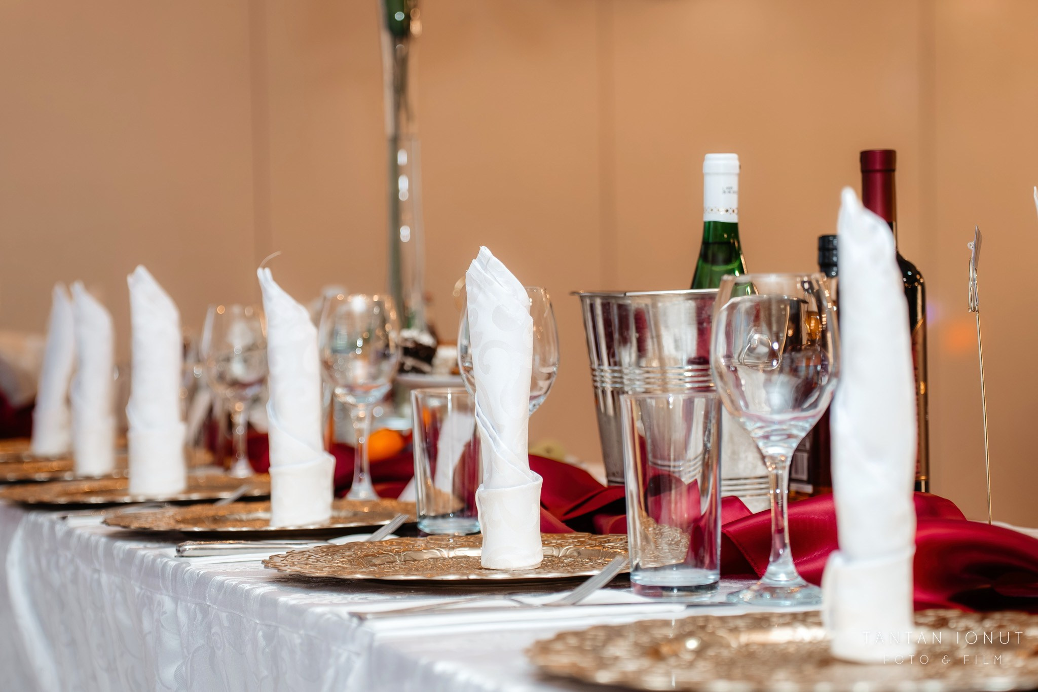 Mihaela & Razvan. TANTAN IONUT FOTO & FILM