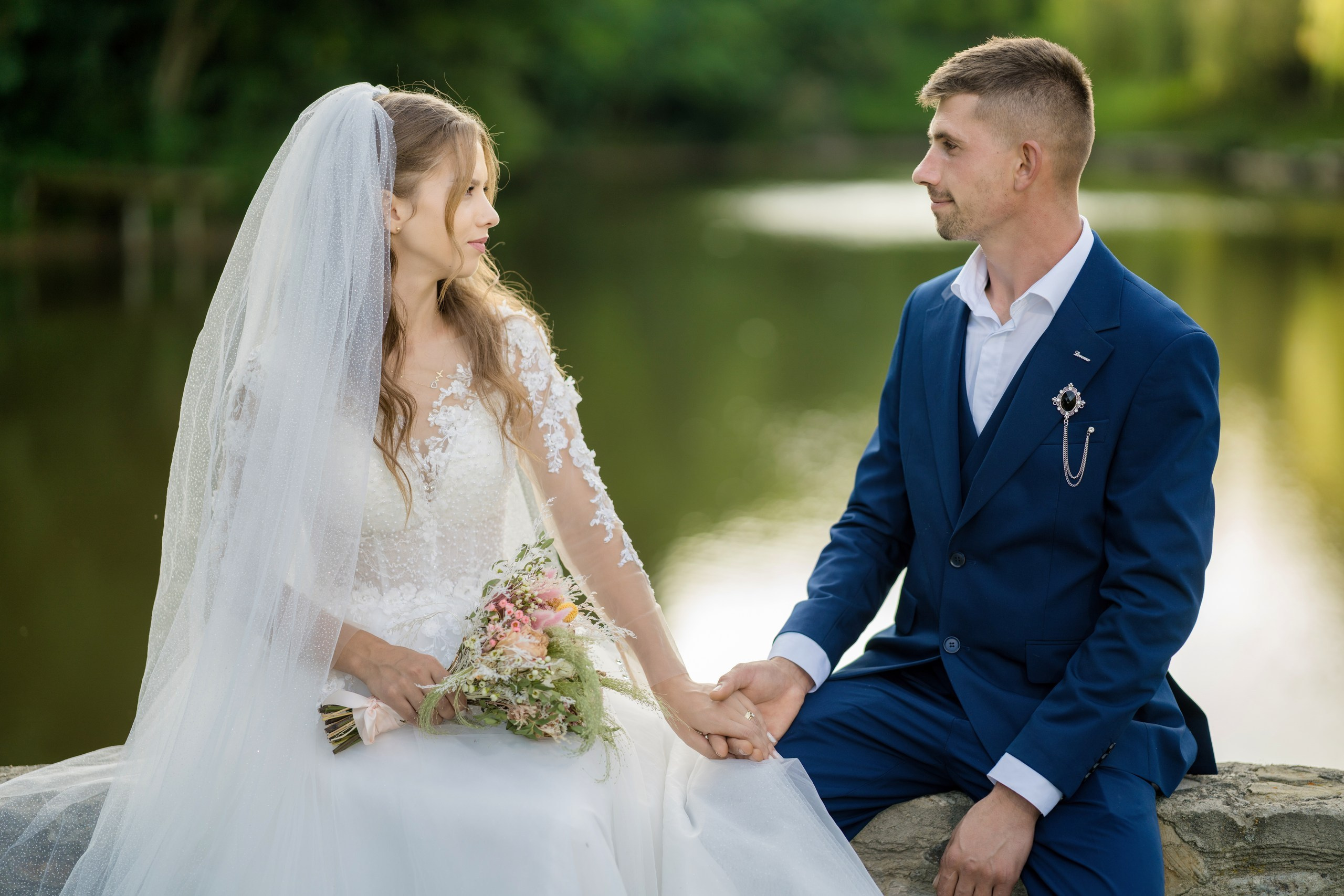 - nunta--fotograf-profesionist-botosani - fotografie-nunta-romantica - imagini-nunta-in-natura-alin-chirila-fotograf - fotografii-cuplu-indragostit-nunta-botosani - sedinta-foto-miri-andrei-iustina-alinofotostudio - amintiri-din-nunta-realizate-de-fotograf-profesionist - povestea-nuntii-andrei-si-iustina-in-imagini-alinofotostudio-fotograf evenimente- evenimente Botoșani -fotograf Suceava - fotograf Iași- servicii foto. servicii foto Botoșani. servicii foto video Botoșani. otograf-nunta-botosani-fotograf nunta. fotograf evenimente. fotograf nunta Botoșani. Alin chirila. Alin chirila fotograf. Alinofotostudio.- servicii foto. servicii foto Botoșani. servicii foto video Botoșani. fotograf nunta. fotograf evenimente. fotograf nunta Botoșani. Alin chirila. Alin chirila fotograf. Alinofotostudio.fotograf stare civilă,poze stare civilă,album foto stare civilă,servicii foto suceava,fotograf evenimente suceava,fotograf nuntă suceava,poze cununie civilă,ședință foto stare civilă,sesiune foto suceava,fotograf profesionist suceava,fotograf botosani,stare civila botosani,alinofotostudio,alin chirila fotograf.servicii foto. servicii foto Botoșani. servicii foto video Botoșani. fotograf nunta. fotograf evenimente. fotograf nunta Botoșani. Alin chirila. Alin chirila fotograf. Alinofotostudio.fotograf stare civilă,poze stare civilă,album foto stare civilă,servicii foto suceava,fotograf evenimente suceava,fotograf nuntă suceava,poze cununie civilă,ședință foto stare civilă,sesiune foto suceava,fotograf profesionist suceava,fotograf botosani,stare civila povestitor prin fotografiebotosani,alinofotostudio,alin chirila fotograf,servicii foto. servicii foto Botoșani. servicii foto video Botoșani. fotograf nunta. fotograf evenimente. fotograf nunta Botoșani. Alin chirila. Alin chirila fotograf. Alinofotostudio.fotograf stare civilă,poze stare civilă,album foto stare civilă,servicii foto suceava,fotograf evenimente suceava,fotograf nuntă suceava,poze cununie civilă,ședință foto stare civilă,sesiune foto suceava,fotograf profesionist suceava,fotograf botosani,stare civila botosani,alinofotostudio,alin chirila fotograf,cununie religioasă botoșani,andreea și neculai,capela militară botoșani,foto conacul zăicești,fotograf nuntă botoșani,fotograf cununie religioasă,foto evenimente botoșani,poze cununie capela militară,ședință foto zăicești,fotograf profesionist botoșaniMire și mireasă – Sergiu & Liliana – ziua nunții, 2024 - Emoții în ziua nunții – Sergiu și Liliana - Dansul mirilor – fotografie artistică nuntă 2024 - Sedinta foto romantică în natură – Sergiu & Liliana - Rochia de mireasă și detalii de nuntă elegan-Album de cununie civilă Florin și Anda – Fotografii profesionale realizate de Alin Chirilă în Botoșani -fotograf prin fotografie-Ședință foto Trash the Dress pe muntele Rarău cu Iulian și Iuliana – fotografie de cuplu, natură montană, emoție autentică surprinsă de Alin Chirilă, povestitor prin fotografie.- "Iulian și Iuliana pe crestele Rarăului – fotografie Trash the Dress în natură" - "Cuplu îmbrățișat la apus pe muntele Rarău – ședință foto după nuntă" - "Rochie de mireasă în vânt pe munte – Trash the Dress Rarău-1. Iulian și Iuliana pe muntele Rarău – ședință foto Trash the Dress în natură, cu peisaj montan spectaculos 2. Cuplu în îmbrățișare pe Rarău – emoție autentică surprinsă după nuntă 3. Rochie de mireasă în bătaia vântului – fotografie artistică Trash the Dress în munți 4. Mire și mireasă privind spre orizont – dragoste și libertate pe muntele Rarău 5. Iuliana zâmbind în rochia de mireasă – portret în natură, Trash the Dress 6. Iulian ținându-și mireasa de mână – ședință foto romantică pe munte 7. Detaliu cu rochia pe stâncă – estetică naturală Trash the Dress Rarău 8. Cuplu în mers pe poteca Rarăului – fotografie simbolică de după nuntă 9. Apus de soare pe Rarău în spatele mirilor – imagine de poveste Trash the Dress 10. Iulian și Iuliana râzând împreună – momente autentice surprinse de Alin Chirilă, povestitor prin fotografie-fotograf-nunta-cerbu-botosan trash-the-dress-botosani Alin Chirilă Fotograf – fotograf de nuntă Botoșani-fotograf nuntă Botoșani-fotograf nuntă Cerbu Botoșani-fotograf profesionist nuntă Botoșani-fotografie de nuntă Botoșani-fotograf evenimente Botoșani-fotograf nuntă Moldova-fotograf trash the dress Botoșani - fotograf pregătirea mirilor Botoșani -fotograf ceremonie religioasă nuntă-fotograf petrecere nuntă Botoșani- fotograf nuntă Botoșani pregătirea mirelui- pregătirea mirelui fotografie nuntă Cerbu Botoșani-fotograf nuntă Botoșani pregătirea miresei -mireasă pregătiri nuntă Cerbu Botoșani-fotograf nuntă Botoșani nașii mirilor-ceremonie religioasă nuntă Cerbu Botoșani-fotograf nuntă Botoșani ceremonie religioasă biserică-petrecere nuntă Cerbu Botoșani invitați dans-fotograf nuntă Botoșani petrecere restaurant-ședință foto trash the dress-fotograf trash the dress Botoșani ședință foto după nuntă-Fotograf nuntă Botoșani – galerie foto reală de la evenimente