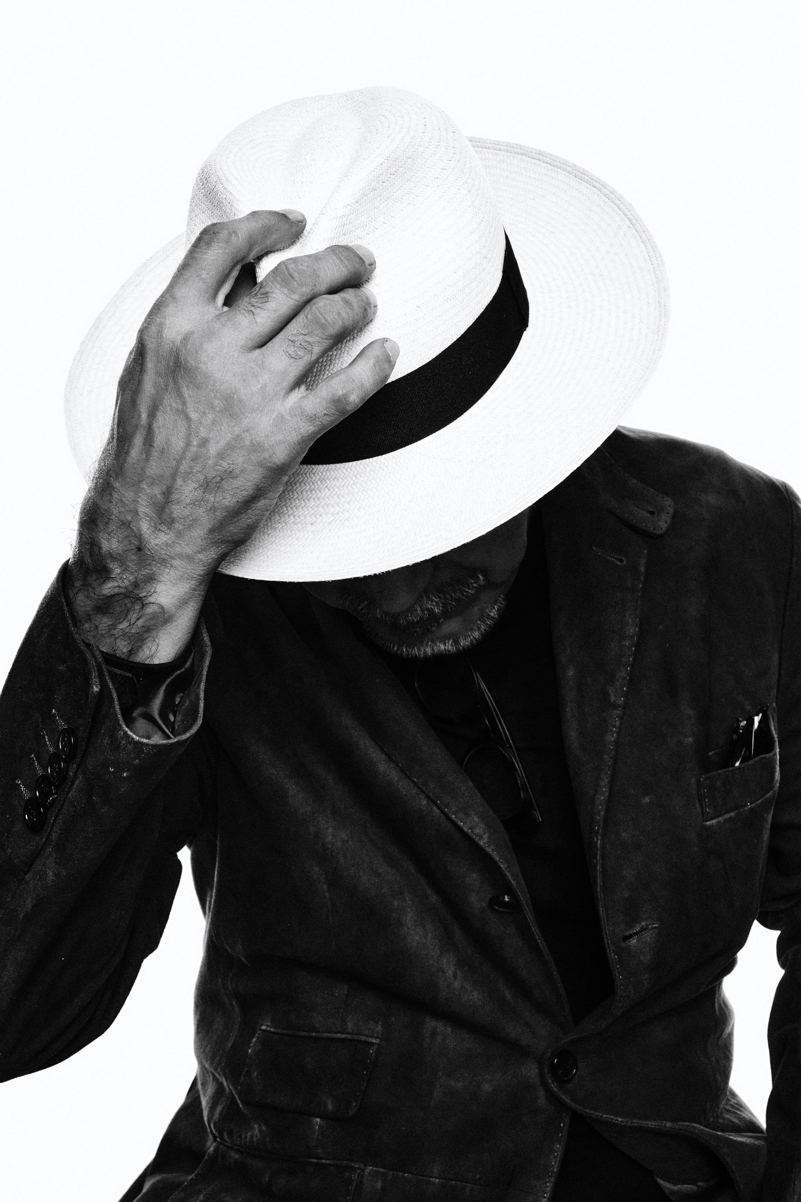 Offer. Petr Nabutov. Portrait photography, Cambodia