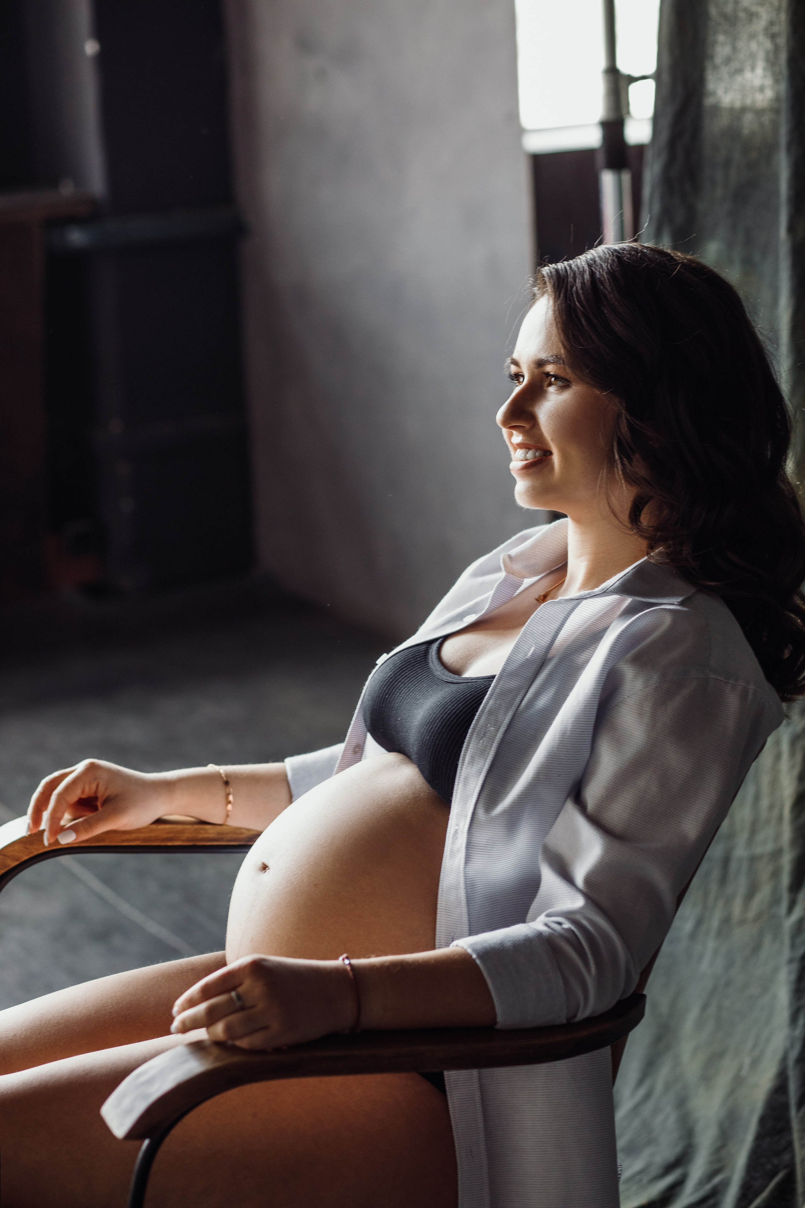 Studio Maternity Photography – A Cozy, Home-Like Experience. Alisa Tant — Family and newborn photographer Bucks County, Montgomery county, Philadelphia, NJ