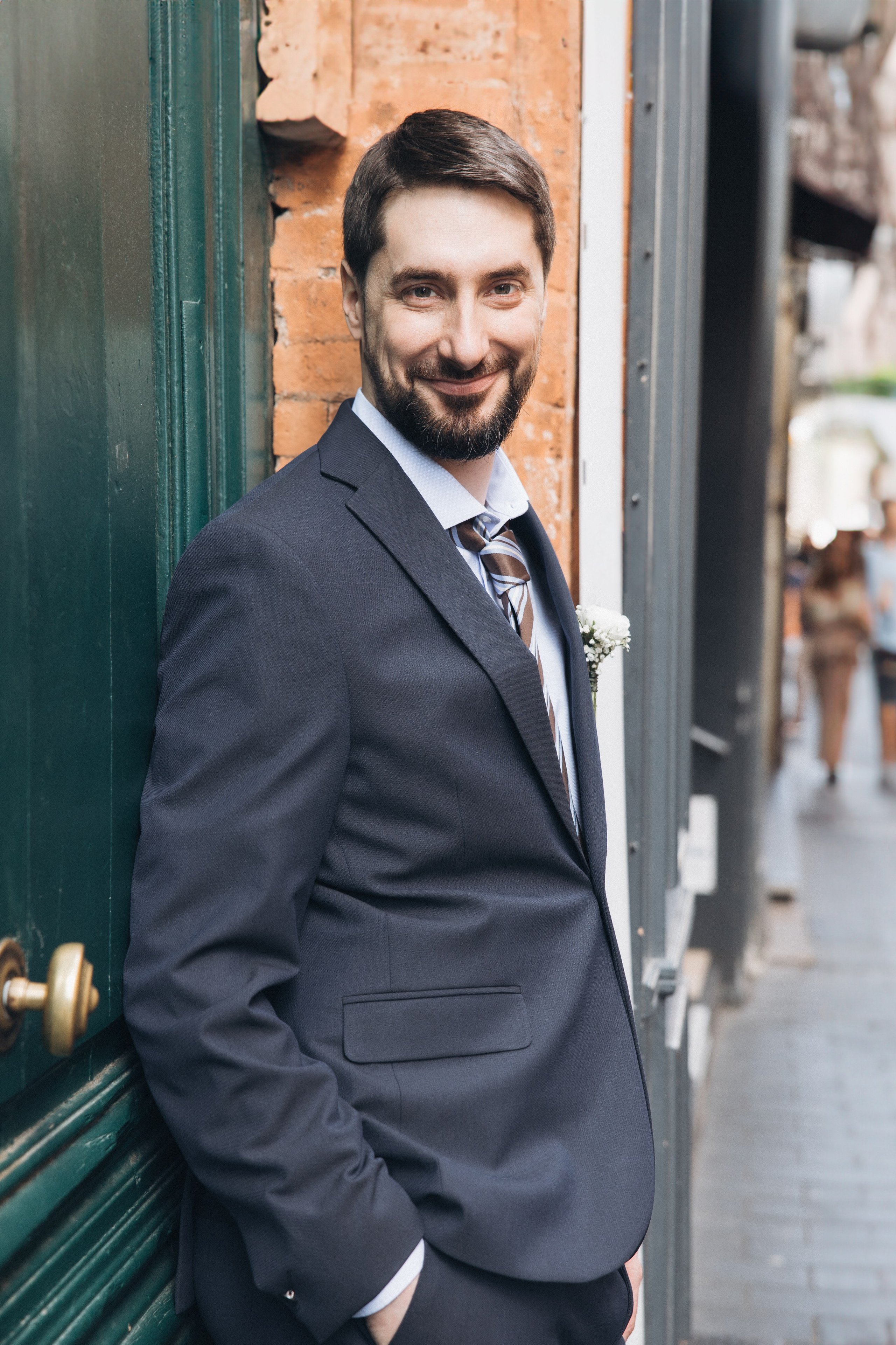 Elopement in Toulouse: A Romantic Getaway in heart of France. Eugénie Smirnova — your photographer in Toulouse and southwest France