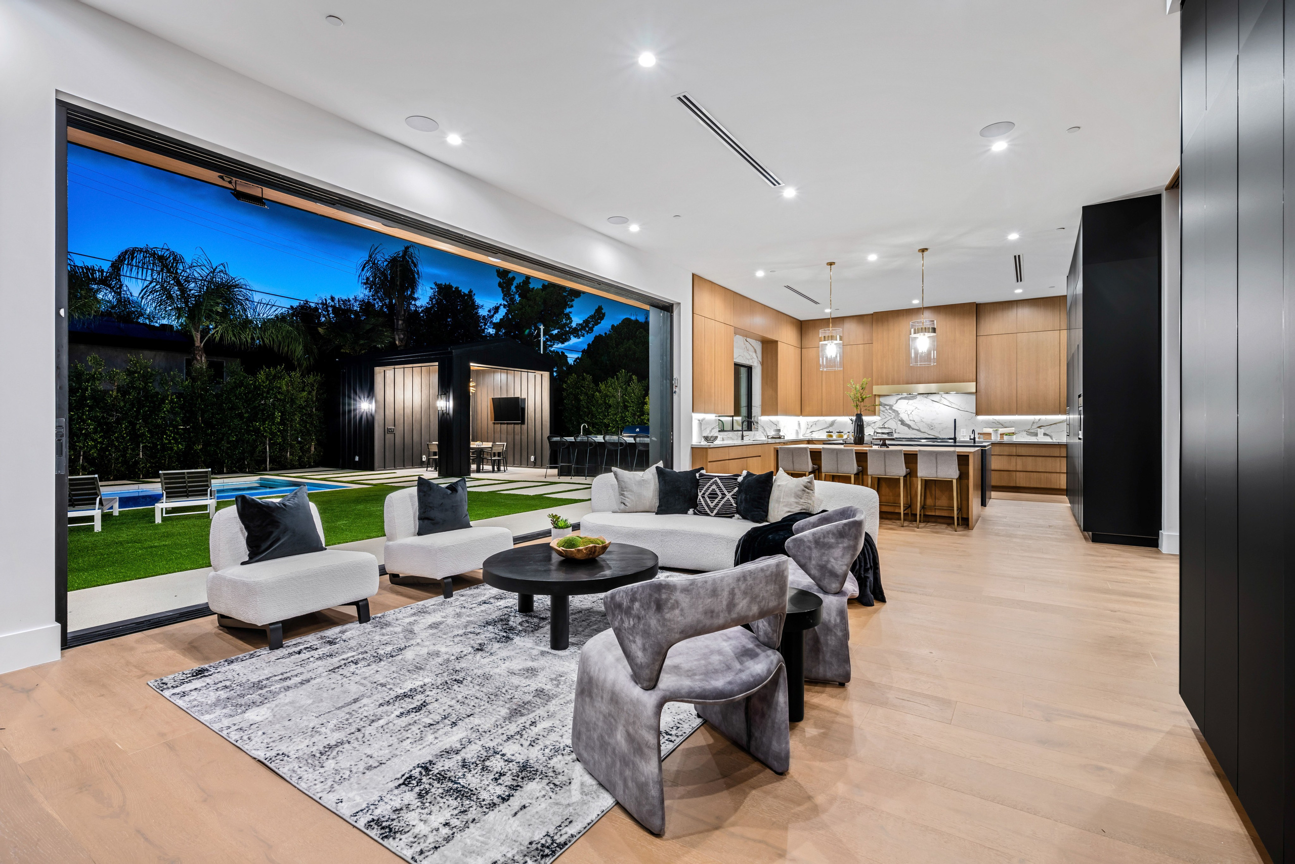Real Estate Photographer in Miami — from $250 per listing | ProStudio1