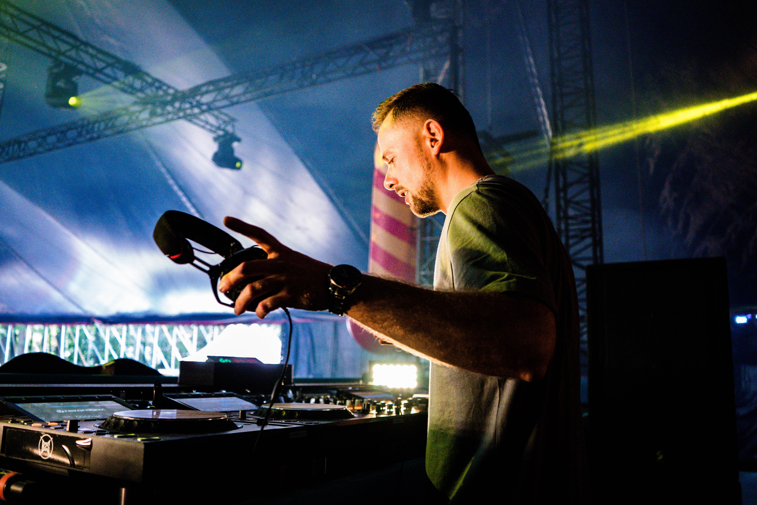 Event Photography for Music Artist — Raymond | Chisinau & Europe. Photographer in Chisinau — Raymond | Portraits, Events & Product Photography