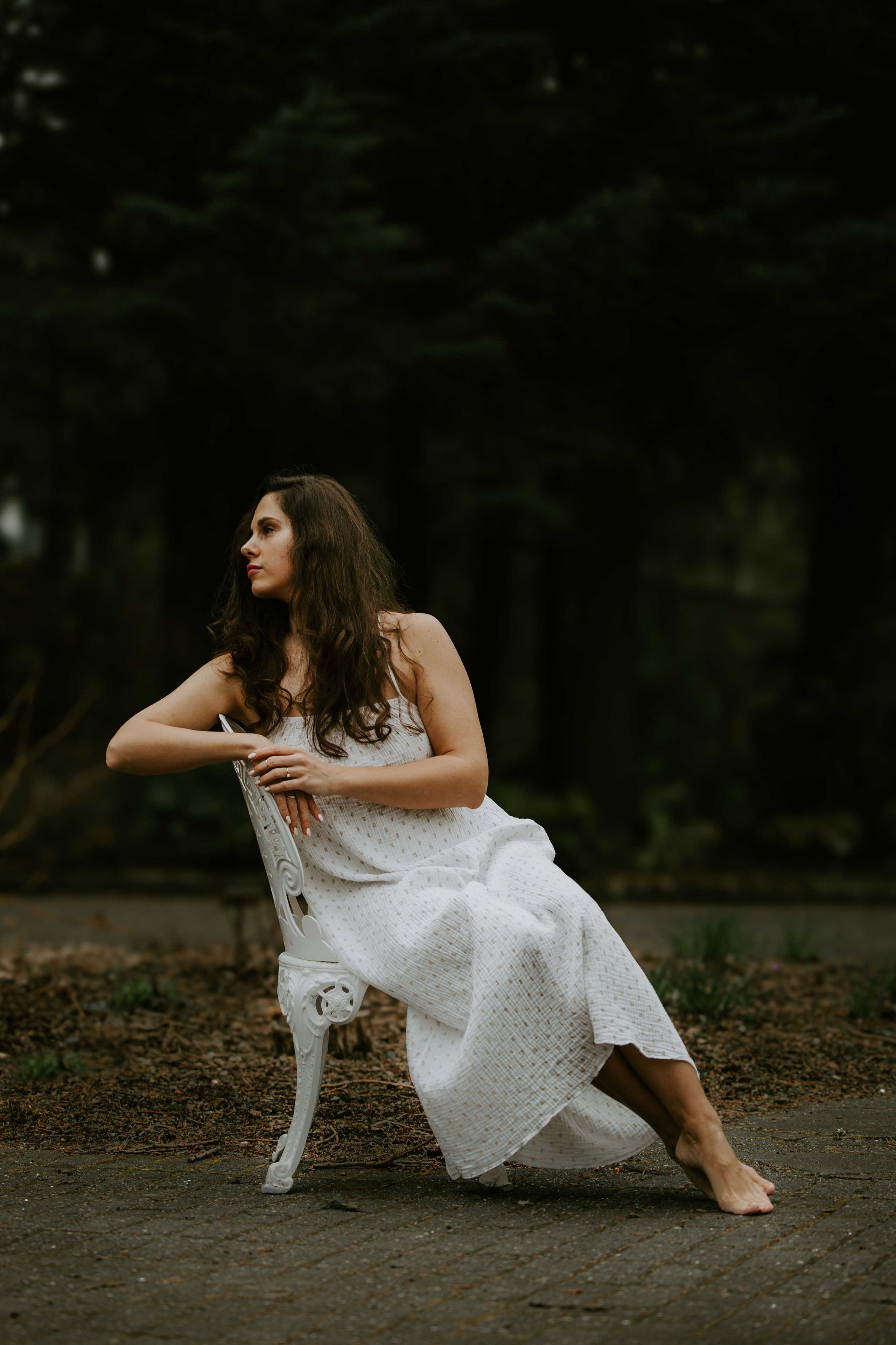 Outdoor photographer in Iceland capturing elopements, portraits, and creative photography.