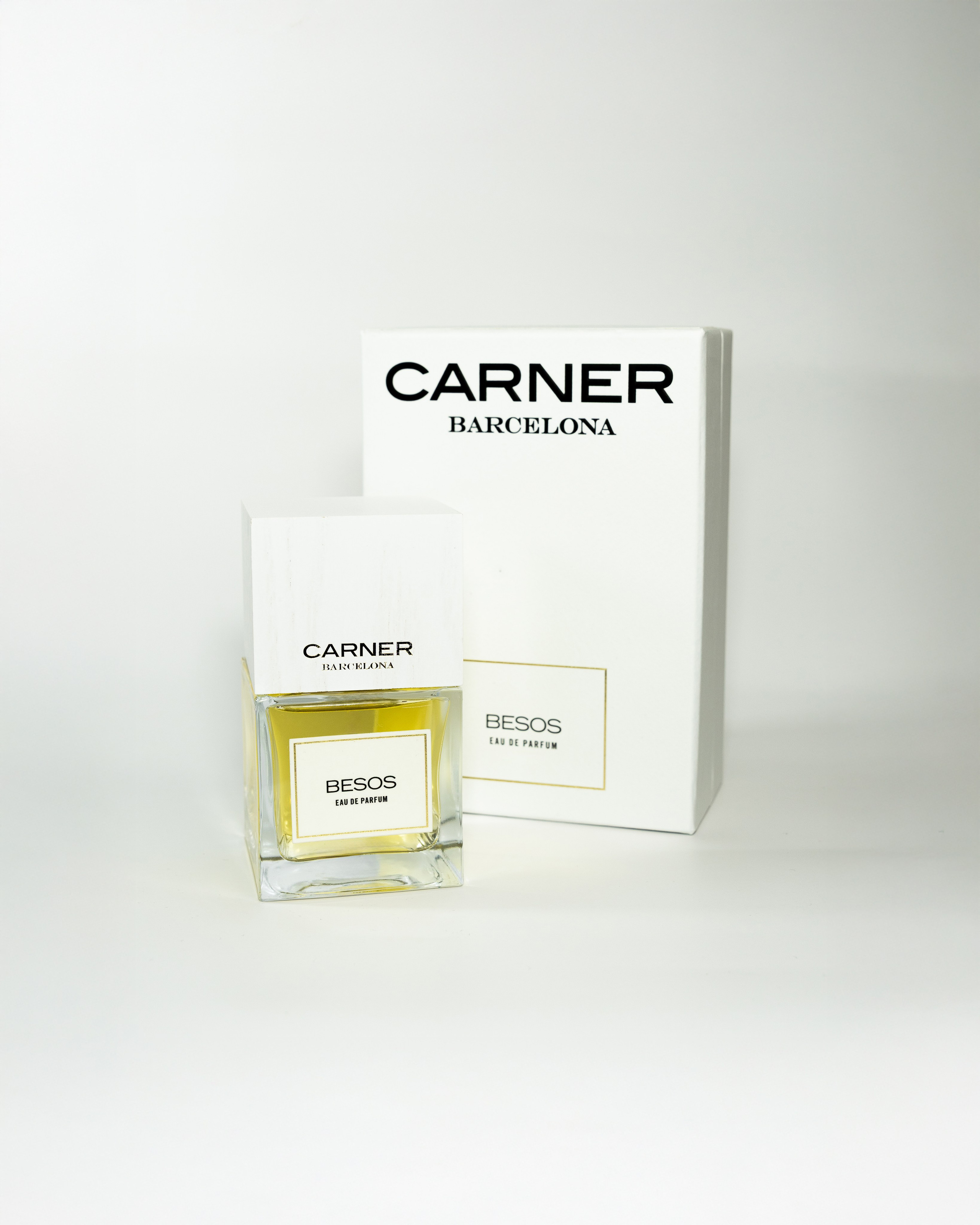 Product Photography — Raymond | Luxury Perfume Photos. Photographer in Chisinau — Raymond | Portraits, Events & Product Photography
