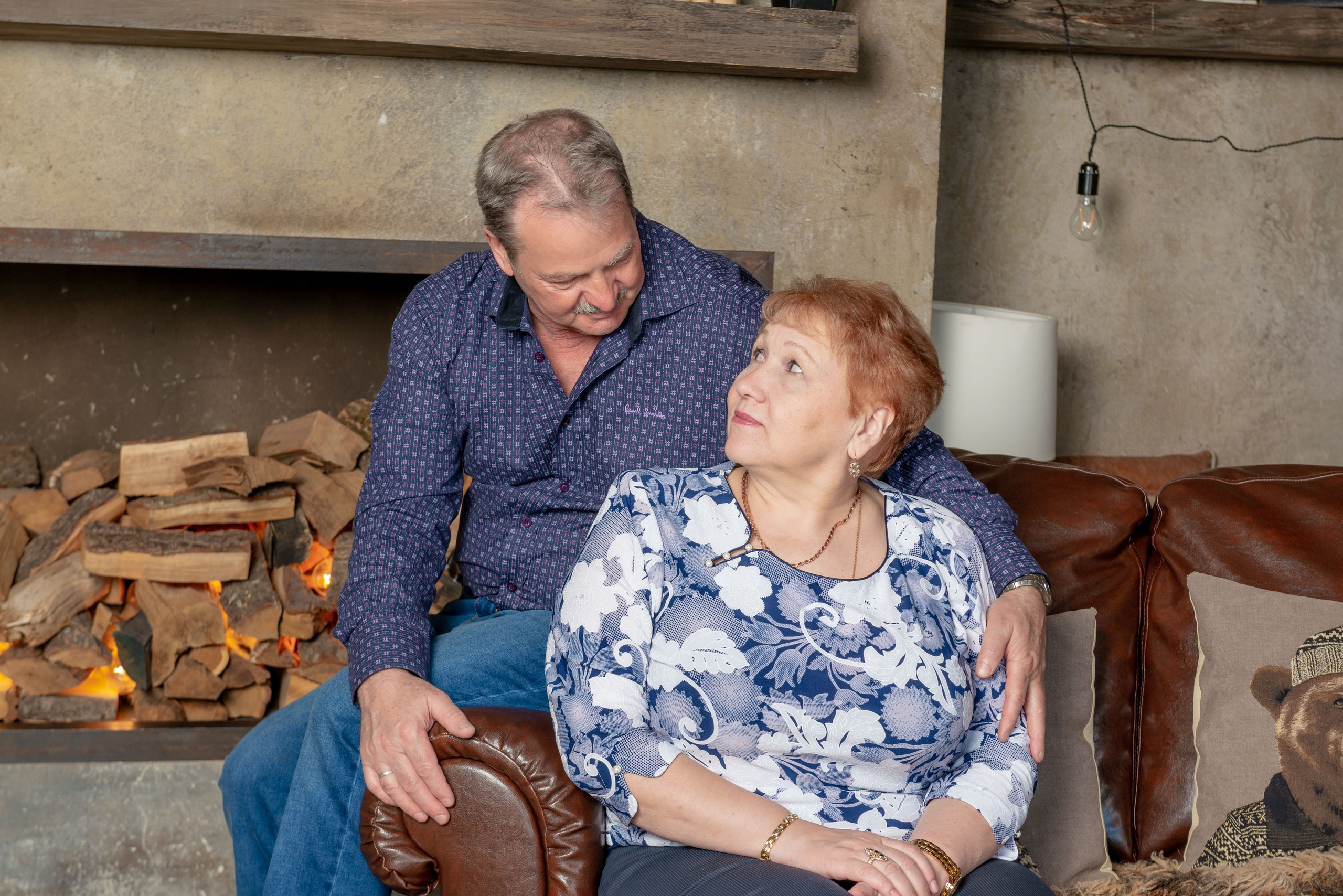 Photosession of a married couple in the studio. FOTÓGRAFO MÉXICO QUINTANA ROO
