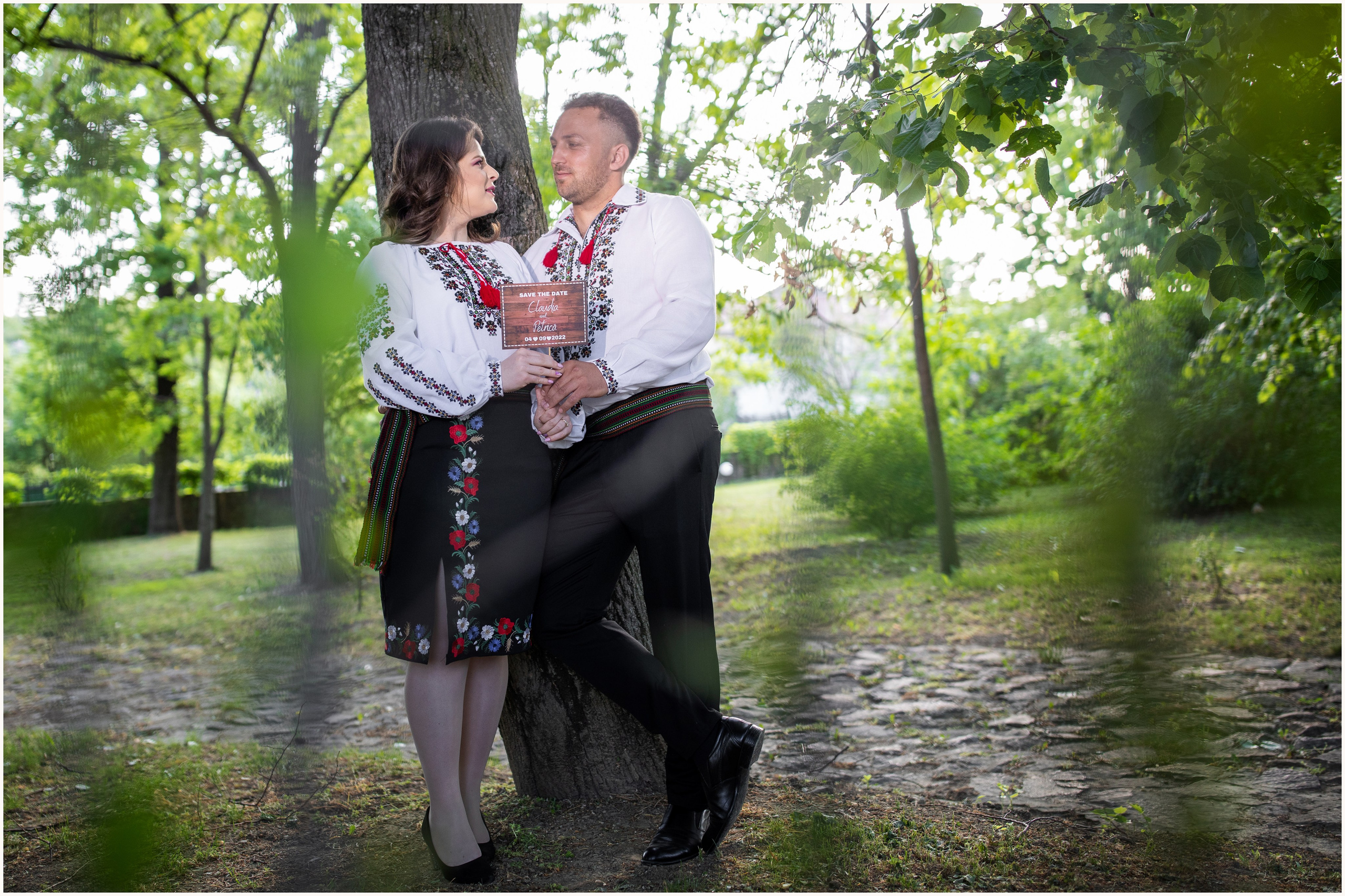 - save-the-date-petrică-claudia-ședință-foto-logodnă - cuplu-îndrăgostit-ședință-foto-romantică - anunț-nuntă-petrică-claudia-save-the-date - fotografii-save-the-date-iași-botoșani-suceava - petrică-claudia-poze-logodnă-foto-alin-chirilă - ședință-foto-pre-nuntă-save-the-date - save-the-date-poze-emotionante-cuplu - logodnă-foto-petrică-claudia-alino-foto-studio - ședință-foto-natură-cuplu-viitori-miri - alin-chirilă-fotograf-save-the-date-petrică-claudia