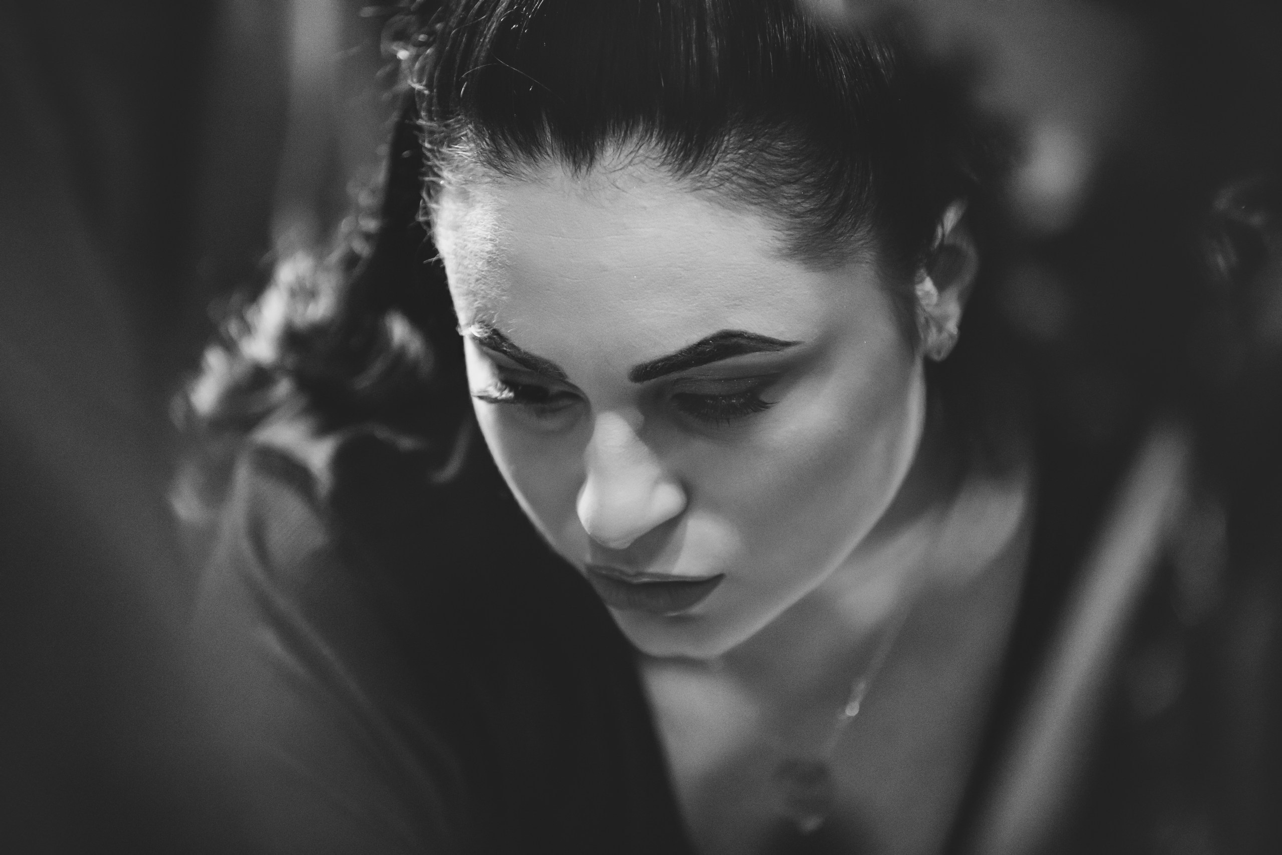 “Bebeluș botezat în biserică, ținut în brațe de nași” • “Detaliu cu lumânarea de botez decorată cu flori albe” • “Părinți emoționați alături de copilul lor la ceremonia de botez” • “Masa festivă de botez cu decor tematic și tort personalizat” • “Momentul în care preotul toarnă apă sfințită pe fruntea bebelușului” “Bebeluș în rochie albă de botez, zâmbind în brațele mamei” • “Detaliu cu cruciulița de botez așezată pe o pernă de satin” • “Părinți și nași aprinzând lumânările în timpul ceremoniei de botez” • “Tort de botez decorat cu figurine tematice și numele copilului” • “Copil botezat dormind liniștit în pătuțul decorat festiv” • “Momentul în care preotul binecuvântează copilul în fața altarului” • “Invitați adunându-se în jurul mesei festive la petrecerea de botez” • “Bebeluș ținând în mână o jucărie personalizată primită la botez” • “Familie fericită pozând împreună după ceremonia de botez” • “Decor tematic cu baloane și flori la locația petrecerii de botez” fotograf Botoșani fotograf evenimente fotograf botez Alin Chirila fotograf alinofotostudio,- Preotul ținându-l pe micuțul Mathias Gabriel la botez, în biserica Înălțarea Domnului, Copălău - Detalii de la botezul lui Mathias – lumânare, trusou și icoană - Familia lui Mathias Gabriel alături de micuț, în ziua botezului - Portret emoționant cu mama și bebelușul în brațe, în biserică,fotograf profesionist evenimente Botoșani, Iași, Suceava, Fălticeni, Bacău, Pașcani, Roman - AlinoFotoStudio by Alin Chirilă - servicii foto nuntă, botez, cununie, ședințe foto creative, albume personalizate, fotografii emoționante și calitative pentru cele mai importante momente din viață,fotograf nuntă Botoșani Alin Chirilă, ședință foto botez Iași - AlinoFotoStudio, servicii fotograf profesionist evenimente Suceava, fotograf cununie civilă Fălticeni - Alin Chirilă, album foto nuntă personalizat Bacău.“Bebeluș botezat în biserică, ținut în brațe de nași” • “Detaliu cu lumânarea de botez decorată cu flori albe” • “Părinți emoționați alături de copilul lor la ceremonia de botez” • “Masa festivă de botez cu decor tematic și tort personalizat” • “Momentul în care preotul toarnă apă sfințită pe fruntea bebelușului” “Bebeluș în rochie albă de botez, zâmbind în brațele mamei” • “Detaliu cu cruciulița de botez așezată pe o pernă de satin” • “Părinți și nași aprinzând lumânările în timpul ceremoniei de botez” • “Tort de botez decorat cu figurine tematice și numele copilului” • “Copil botezat dormind liniștit în pătuțul decorat festiv” • “Momentul în care preotul binecuvântează copilul în fața altarului” • “Invitați adunându-se în jurul mesei festive la petrecerea de botez” • “Bebeluș ținând în mână o jucărie personalizată primită la botez” • “Familie fericită pozând împreună după ceremonia de botez” • “Decor tematic cu baloane și flori la locația petrecerii de botez” fotograf Botoșani fotograf evenimente fotograf botez Alin Chirila fotograf alinofotostudio.fotograf botez Amelis Maria, fotografie botez Botoșani, fotograf Alin Chirilă, amintiri botez, fotografii botez, botez Amelis Maria, fotograf copii, fotografie botez în Botoșani,