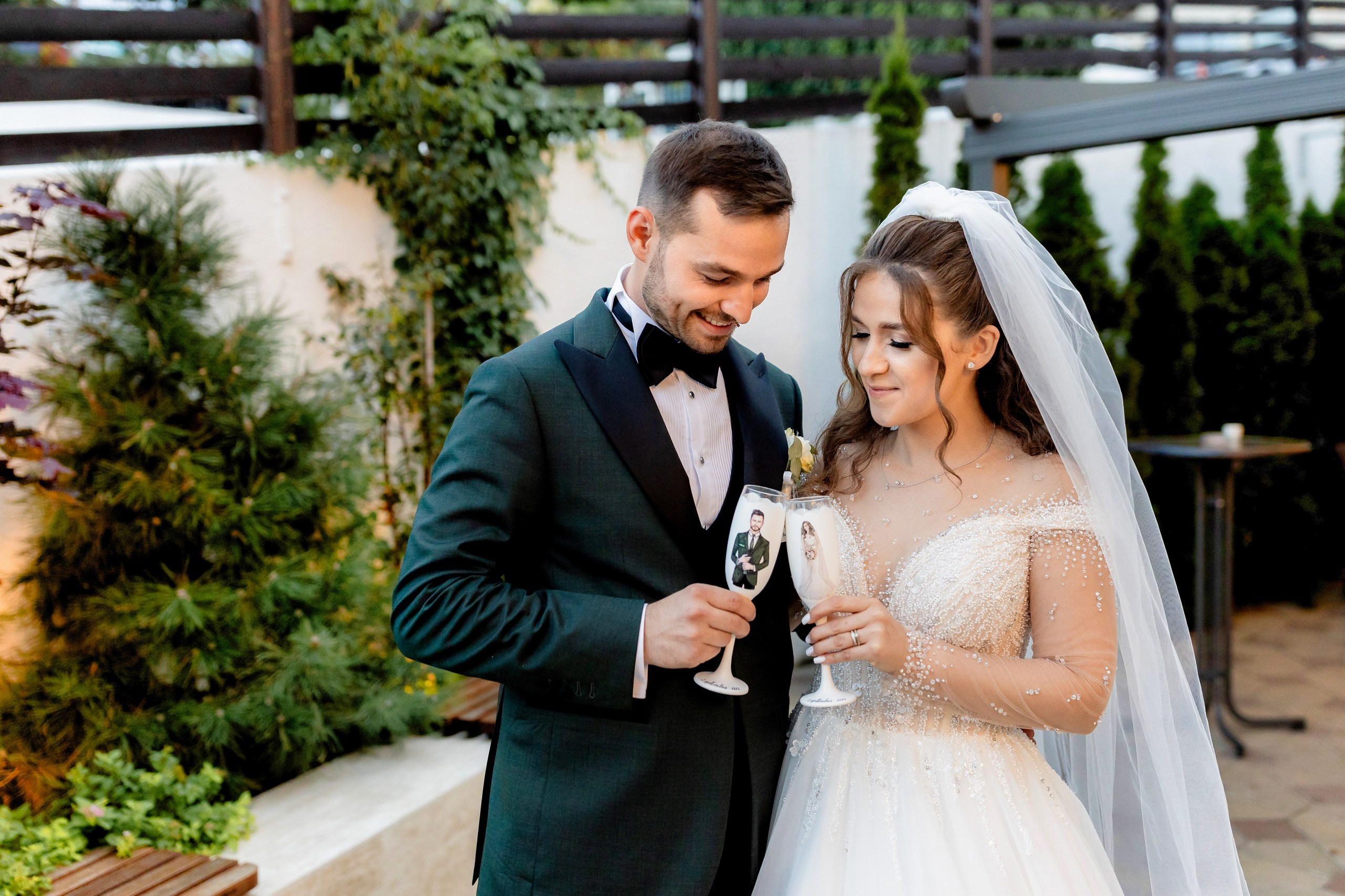 - nunta--fotograf-profesionist-botosani - fotografie-nunta-romantica - imagini-nunta-in-natura-alin-chirila-fotograf - fotografii-cuplu-indragostit-nunta-botosani - sedinta-foto-miri-andrei-iustina-alinofotostudio - amintiri-din-nunta-realizate-de-fotograf-profesionist - povestea-nuntii-andrei-si-iustina-in-imagini-alinofotostudio-fotograf evenimente- evenimente Botoșani -fotograf Suceava - fotograf Iași- servicii foto. servicii foto Botoșani. servicii foto video Botoșani. fotograf nunta. fotograf evenimente. fotograf nunta Botoșani. Alin chirila. Alin chirila fotograf. Alinofotostudio.- servicii foto. servicii foto Botoșani. servicii foto video Botoșani. fotograf nunta. fotograf evenimente. fotograf nunta Botoșani. Alin chirila. Alin chirila fotograf. Alinofotostudio.fotograf stare civilă,poze stare civilă,album foto stare civilă,servicii foto suceava,fotograf evenimente suceava,fotograf nuntă suceava,poze cununie civilă,ședință foto stare civilă,sesiune foto suceava,fotograf profesionist suceava,fotograf botosani,stare civila botosani,alinofotostudio,alin chirila fotograf.servicii foto. servicii foto Botoșani. servicii foto video Botoșani. fotograf nunta. fotograf evenimente. fotograf nunta Botoșani. Alin chirila. Alin chirila fotograf. Alinofotostudio.fotograf stare civilă,poze stare civilă,album foto stare civilă,servicii foto suceava,fotograf evenimente suceava,fotograf nuntă suceava,poze cununie civilă,ședință foto stare civilă,sesiune foto suceava,fotograf profesionist suceava,fotograf botosani,stare civila povestitor prin fotografiebotosani,alinofotostudio,alin chirila fotograf,servicii foto. servicii foto Botoșani. servicii foto video Botoșani. fotograf nunta. fotograf evenimente. fotograf nunta Botoșani. Alin chirila. Alin chirila fotograf. Alinofotostudio.fotograf stare civilă,poze stare civilă,album foto stare civilă,servicii foto suceava,fotograf evenimente suceava,fotograf nuntă suceava,poze cununie civilă,ședință foto stare civilă,sesiune foto suceava,fotograf profesionist suceava,fotograf botosani,stare civila botosani,alinofotostudio,alin chirila fotograf,cununie religioasă botoșani,andreea și neculai,capela militară botoșani,foto conacul zăicești,fotograf nuntă botoșani,fotograf cununie religioasă,foto evenimente botoșani,poze cununie capela militară,ședință foto zăicești,fotograf profesionist botoșaniMire și mireasă – Sergiu & Liliana – ziua nunții, 2024 - Emoții în ziua nunții – Sergiu și Liliana - Dansul mirilor – fotografie artistică nuntă 2024 - Sedinta foto romantică în natură – Sergiu & Liliana - Rochia de mireasă și detalii de nuntă elegan-Album de cununie civilă Florin și Anda – Fotografii profesionale realizate de Alin Chirilă în Botoșani -fotograf prin fotografie-Ședință foto Trash the Dress pe muntele Rarău cu Iulian și Iuliana – fotografie de cuplu, natură montană, emoție autentică surprinsă de Alin Chirilă, povestitor prin fotografie.- "Iulian și Iuliana pe crestele Rarăului – fotografie Trash the Dress în natură" - "Cuplu îmbrățișat la apus pe muntele Rarău – ședință foto după nuntă" - "Rochie de mireasă în vânt pe munte – Trash the Dress Rarău-1. Iulian și Iuliana pe muntele Rarău – ședință foto Trash the Dress în natură, cu peisaj montan spectaculos 2. Cuplu în îmbrățișare pe Rarău – emoție autentică surprinsă după nuntă 3. Rochie de mireasă în bătaia vântului – fotografie artistică Trash the Dress în munți 4. Mire și mireasă privind spre orizont – dragoste și libertate pe muntele Rarău 5. Iuliana zâmbind în rochia de mireasă – portret în natură, Trash the Dress 6. Iulian ținându-și mireasa de mână – ședință foto romantică pe munte 7. Detaliu cu rochia pe stâncă – estetică naturală Trash the Dress Rarău 8. Cuplu în mers pe poteca Rarăului – fotografie simbolică de după nuntă 9. Apus de soare pe Rarău în spatele mirilor – imagine de poveste Trash the Dress 10. Iulian și Iuliana râzând împreună – momente autentice surprinse de Alin Chirilă, povestitor prin fotografie