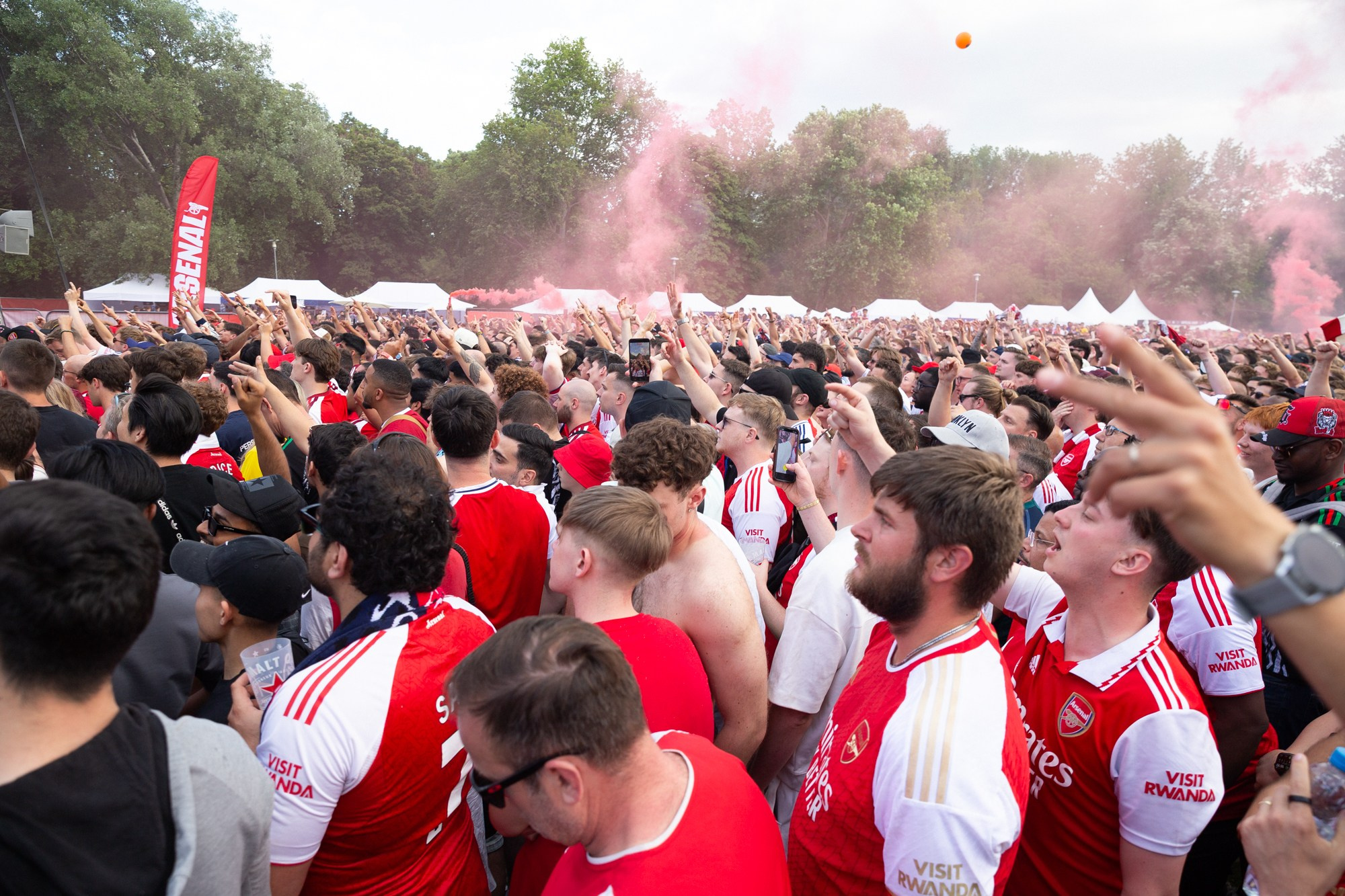 UEFA Champions League Final. Arsenal vs PSG. Budapest 2026. Arsenal Fan Zone. Photographer in Budapest — Yura Knyazev