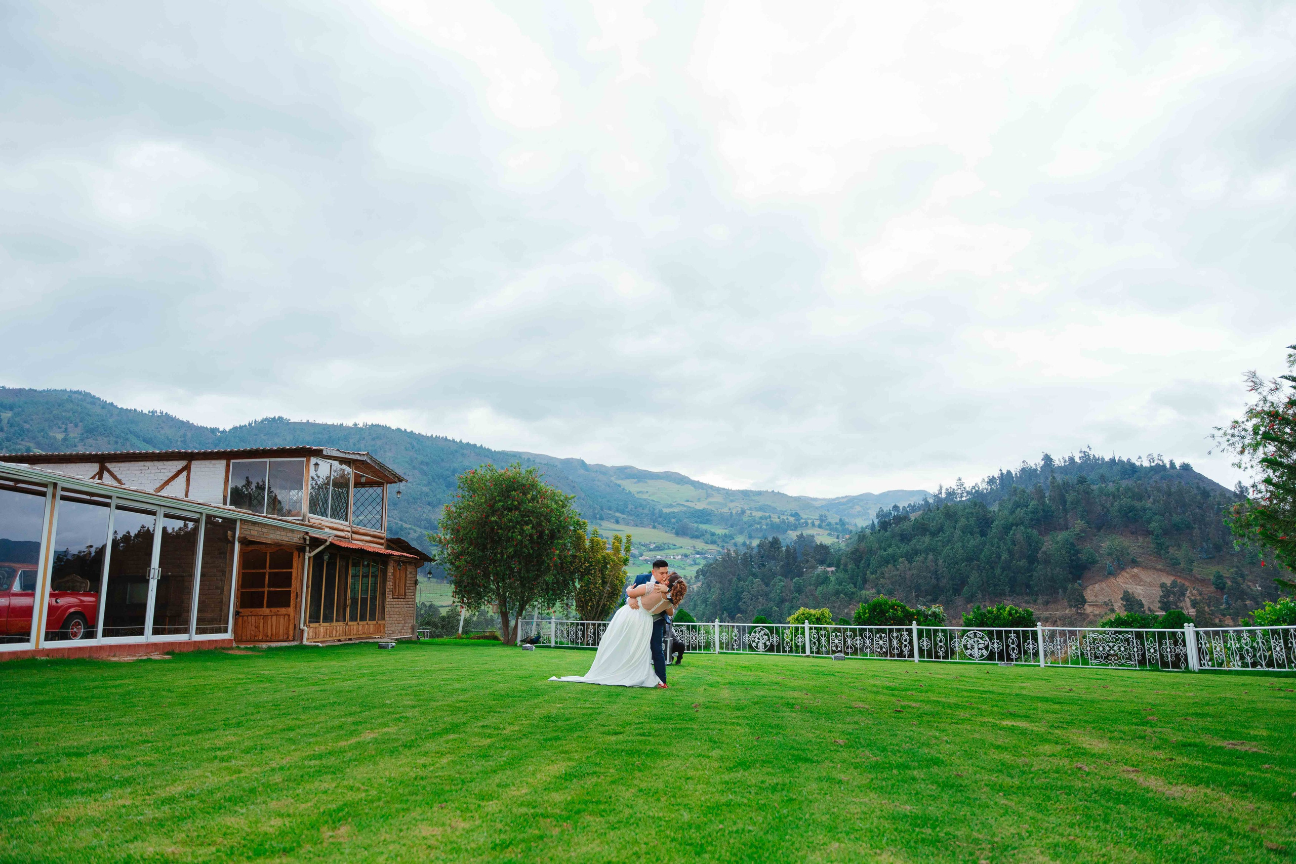 Ivan y Maria. Fotógrafo de bodas en Loja Ecuador | Piero Alvarez PH